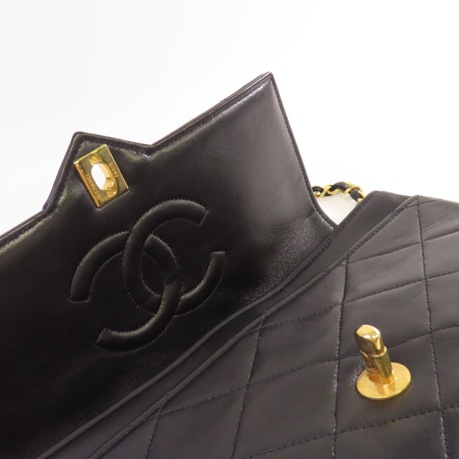 CHANEL 菱格羊皮皮革Vintage Chain Shoulder Bag金扣鏈帶肩背袋黑色