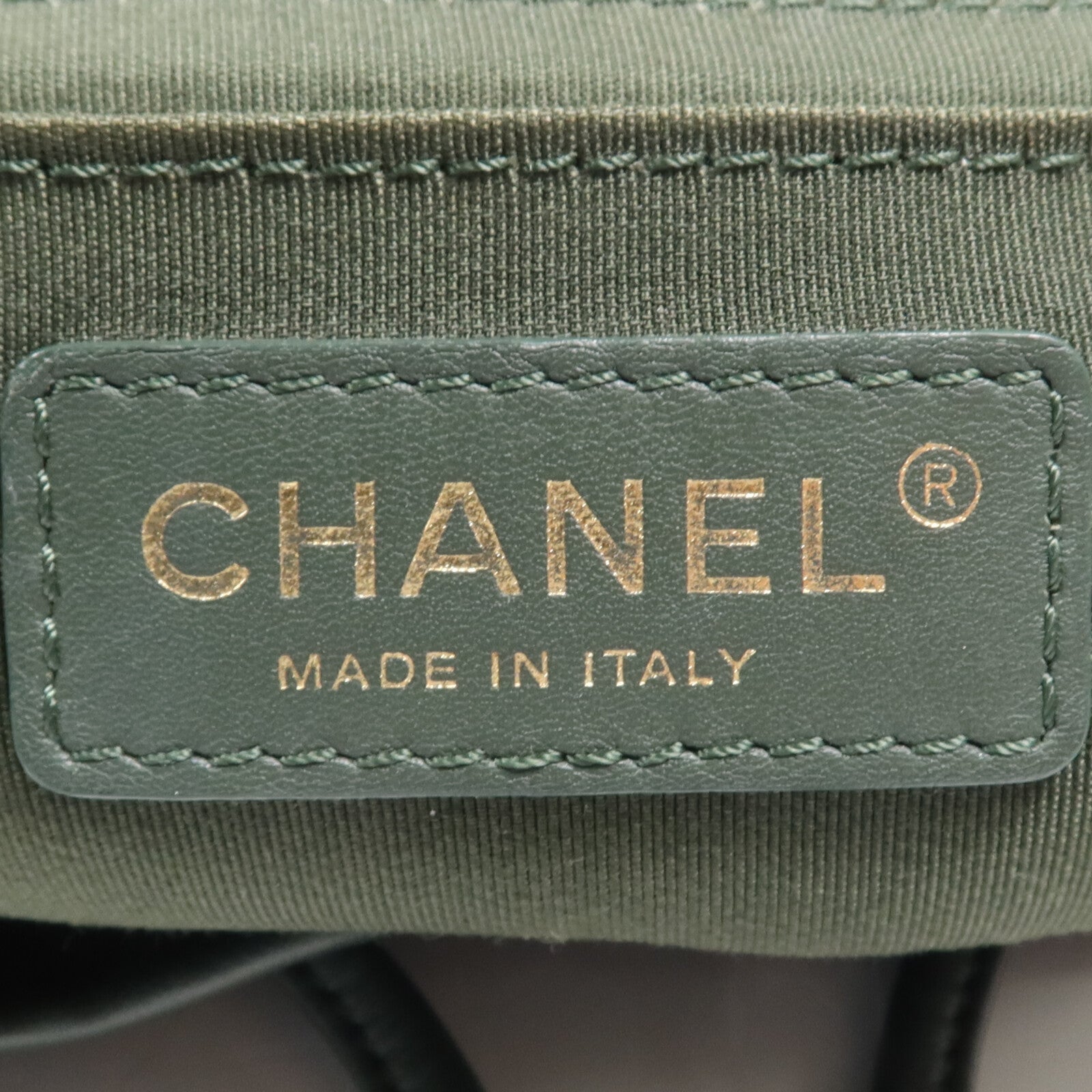 CHANEL 羊皮皮革Backpack金扣鏈帶背包