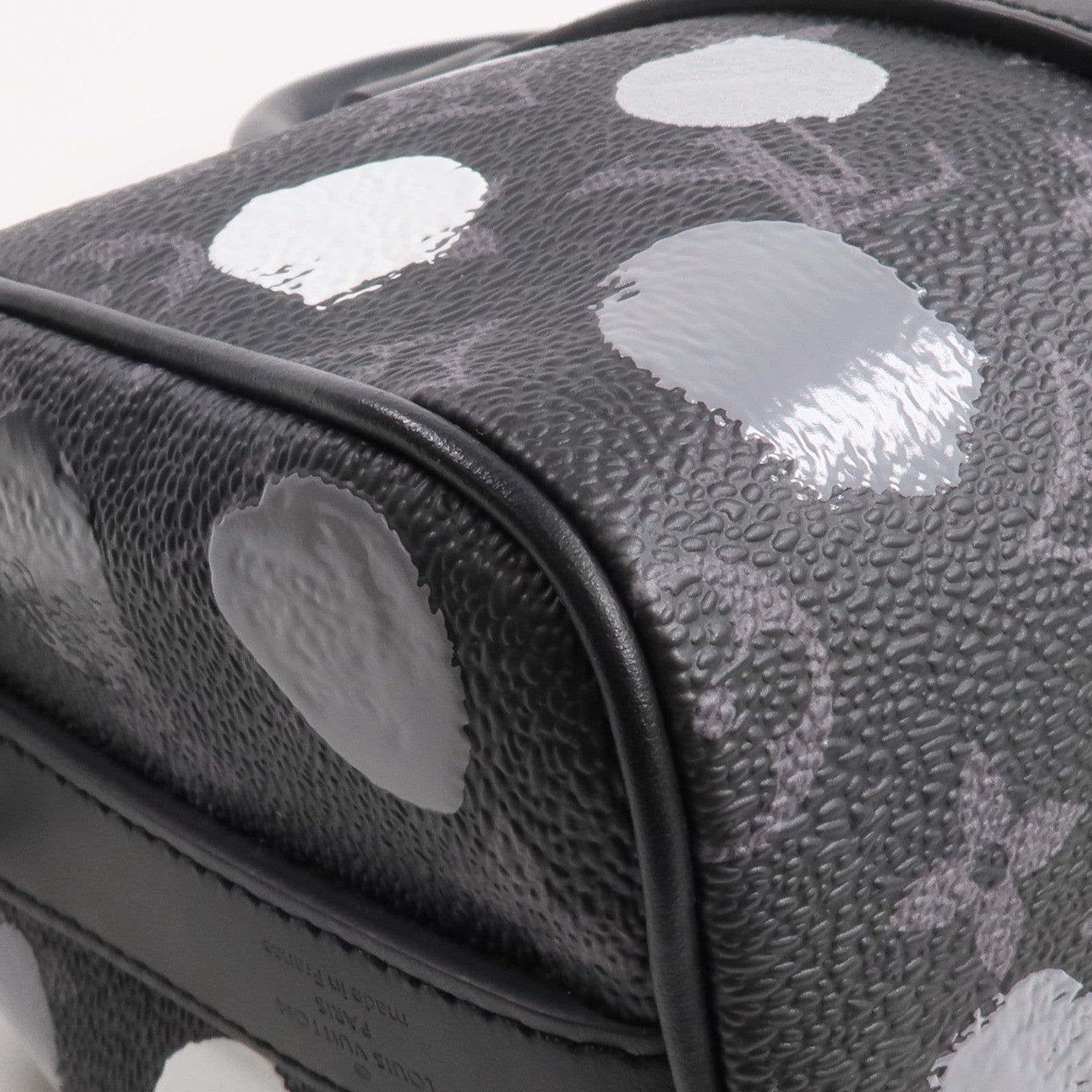 LOUIS VUITTON Monogram Eclipse LV x YK Keepall Bandouliere 25手挽肩背兩用袋