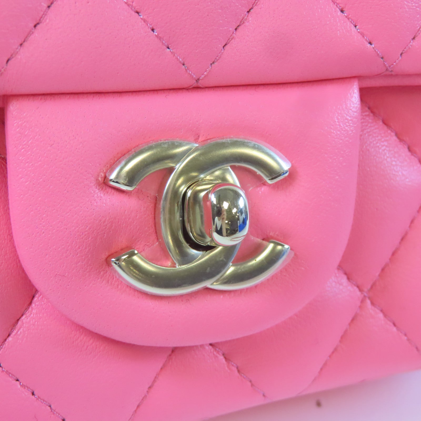 CHANEL 菱格牛皮皮革Chain Shoulder金扣鏈帶肩背袋粉紅色