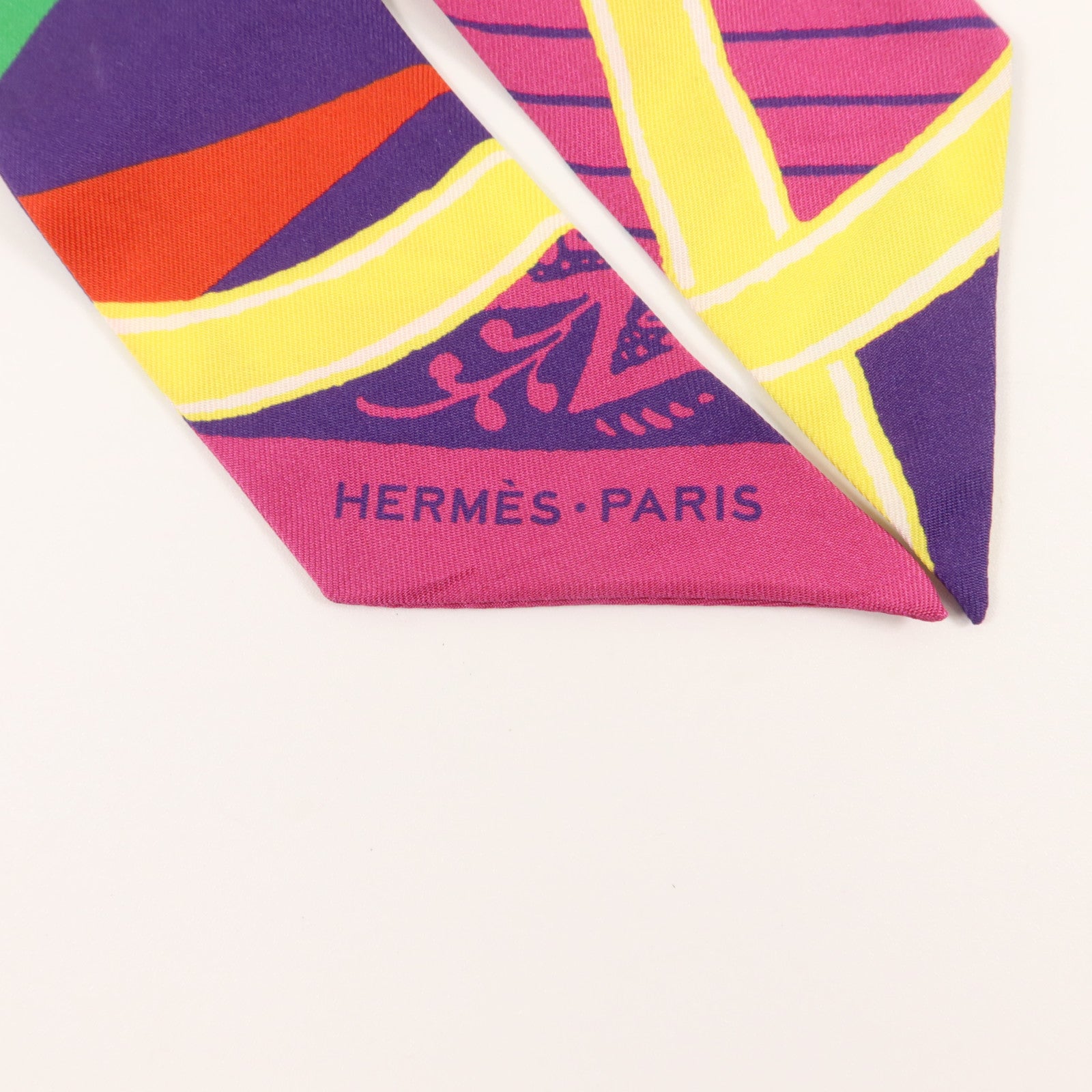 HERMES 絲質Twilly絲巾