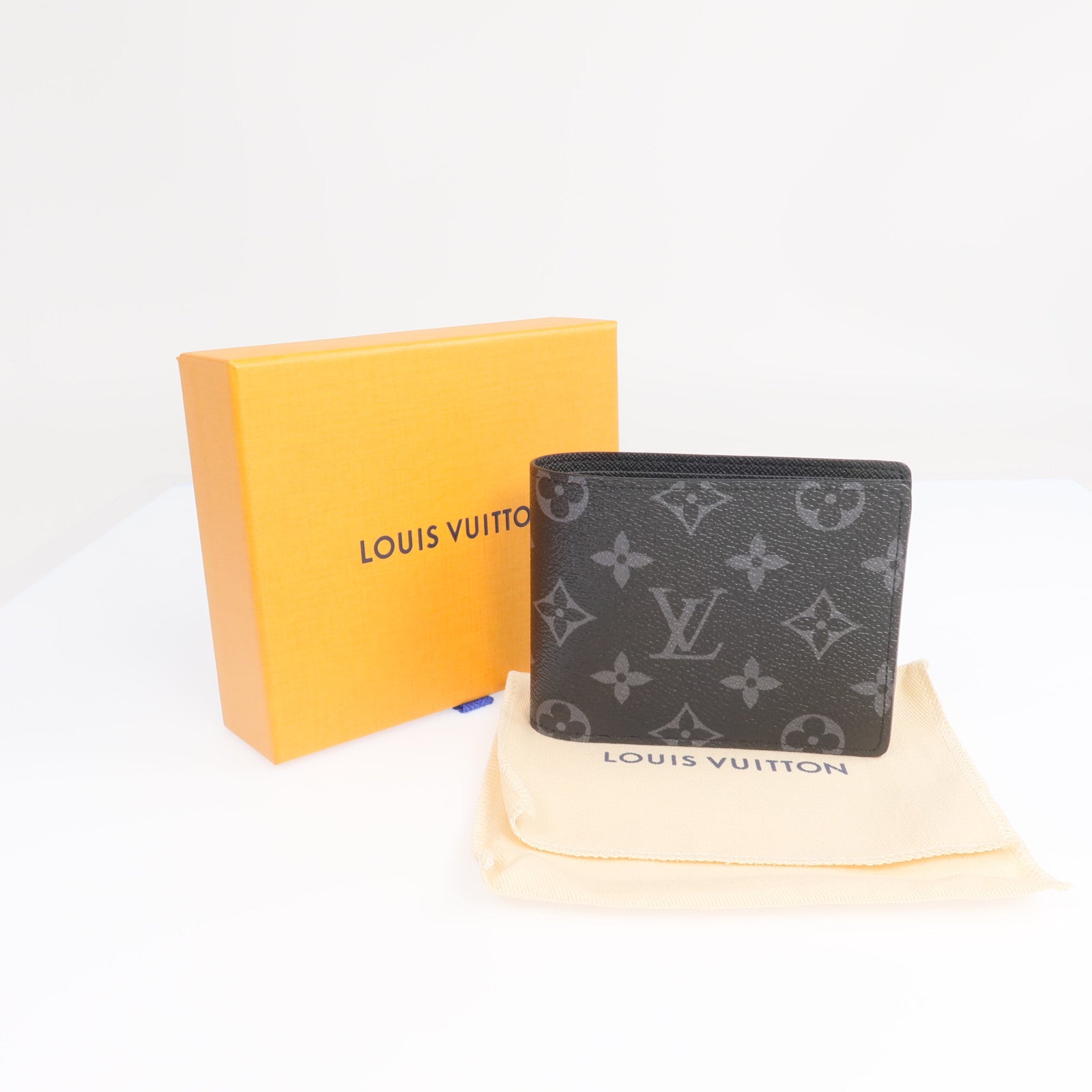LOUIS VUITTON Monogram Eclipse Multiple錢包