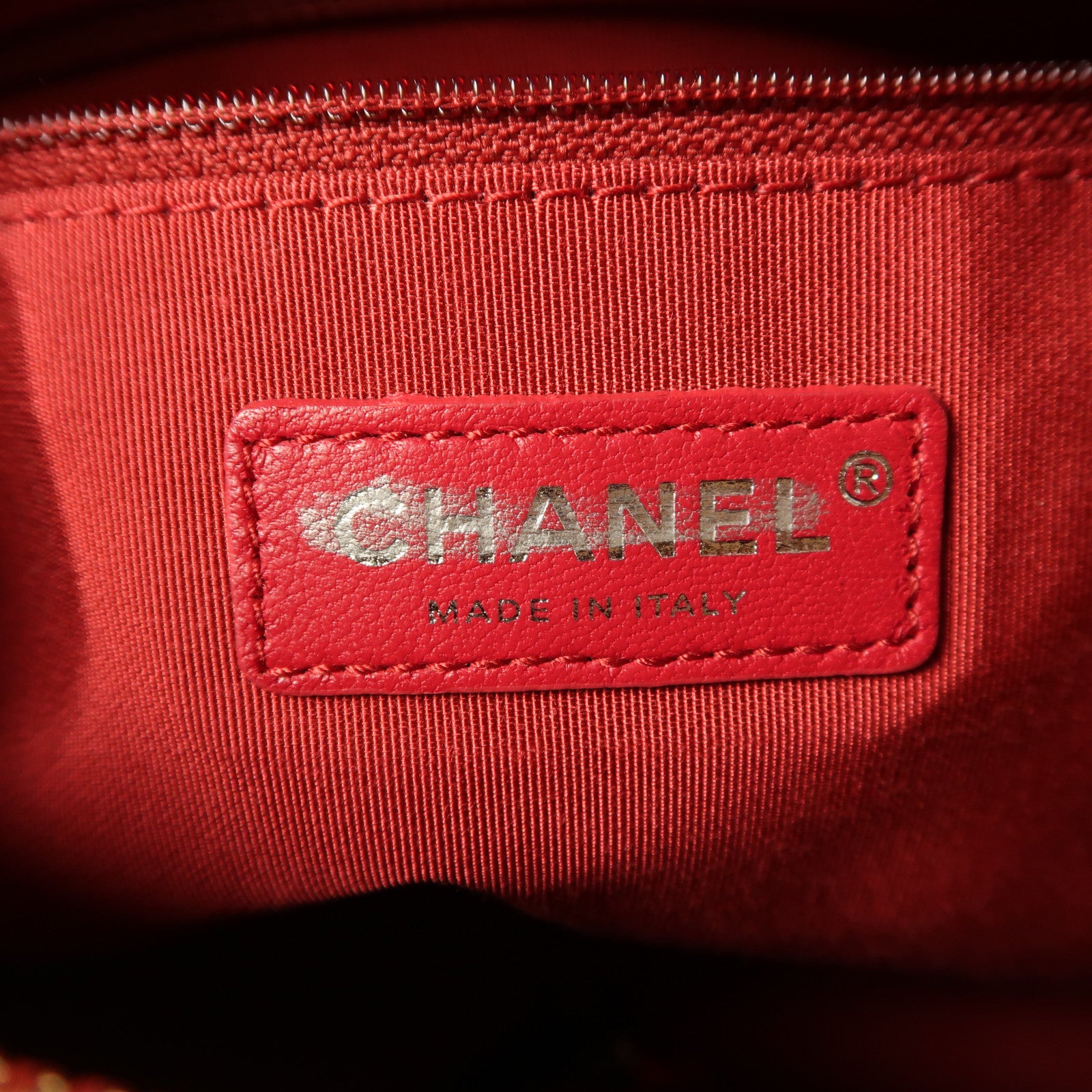 CHANEL 牛皮皮革Gabrielle Large鏈帶肩背袋