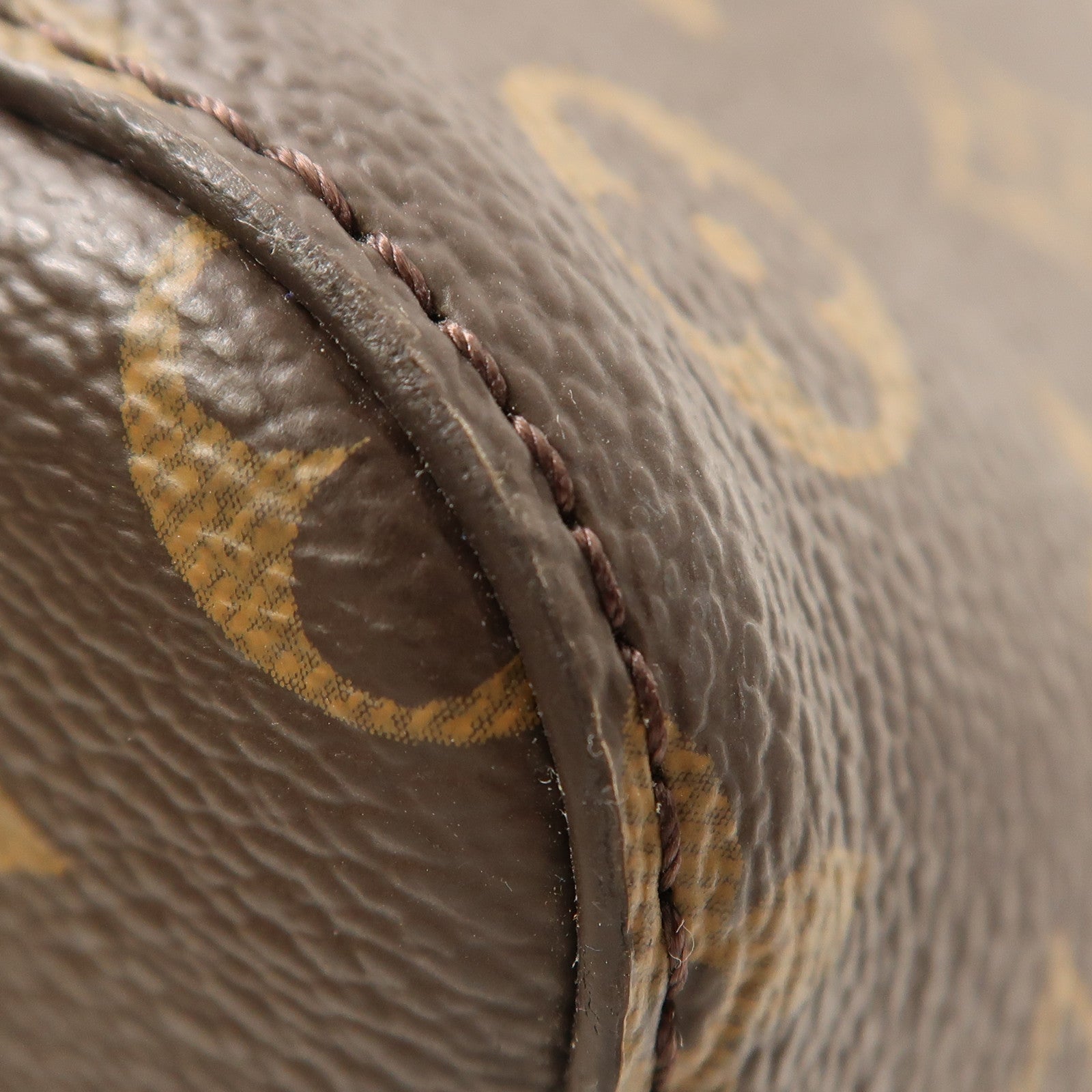 LOUIS VUITTON Monogram Neo Noe MM金扣肩背袋