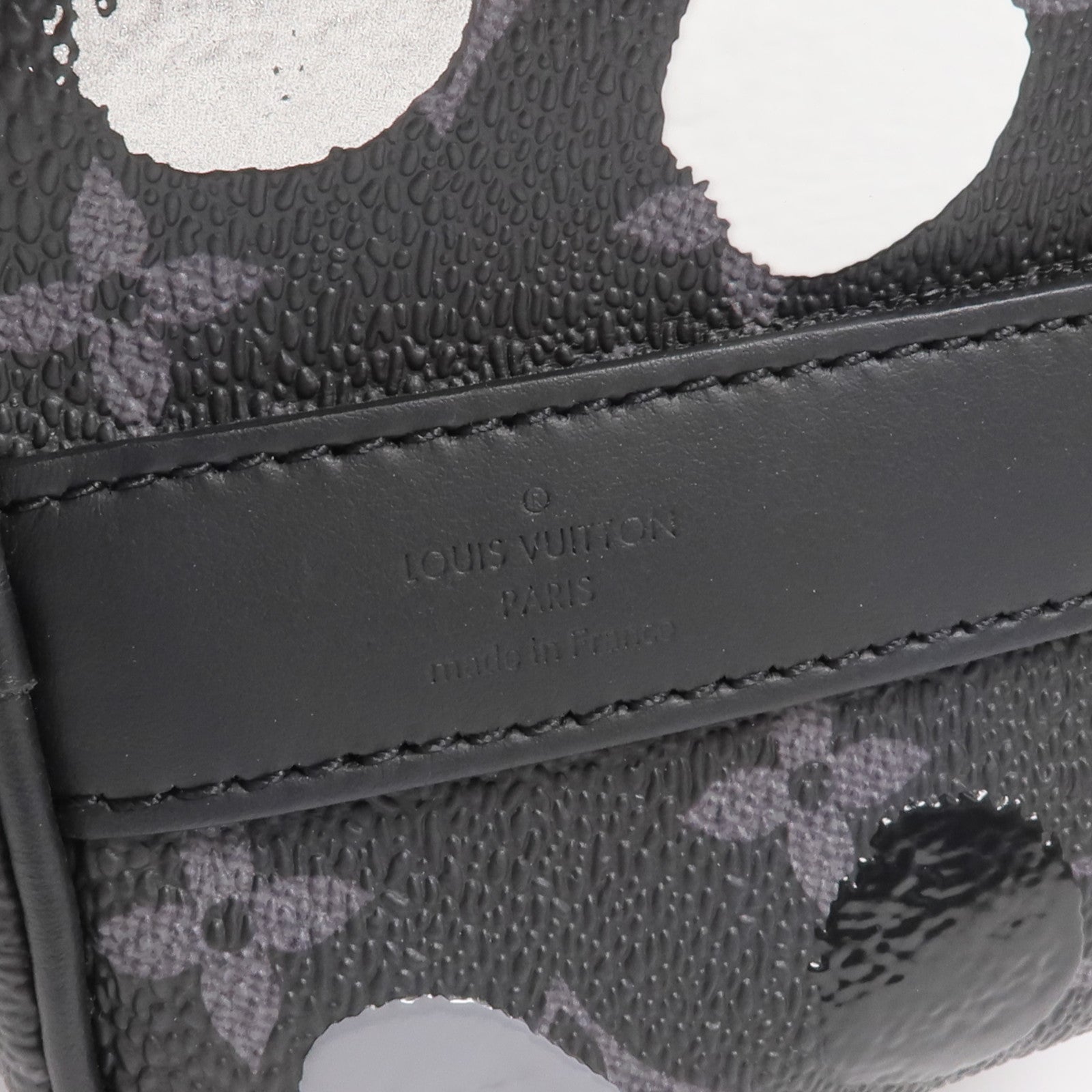 LOUIS VUITTON Monogram Eclipse LV x YK Keepall Bandouliere 25手挽肩背兩用袋