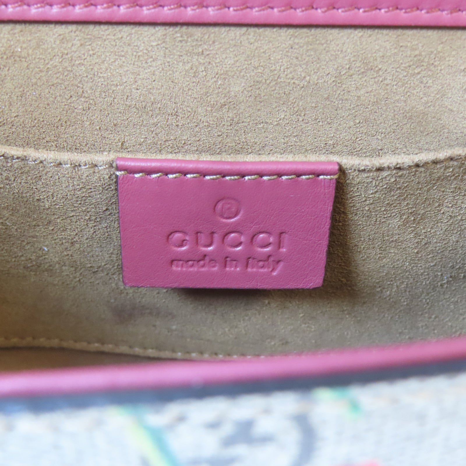GUCCI 塗層帆布Padlock GG銀扣鏈帶肩背袋啡色/紅色