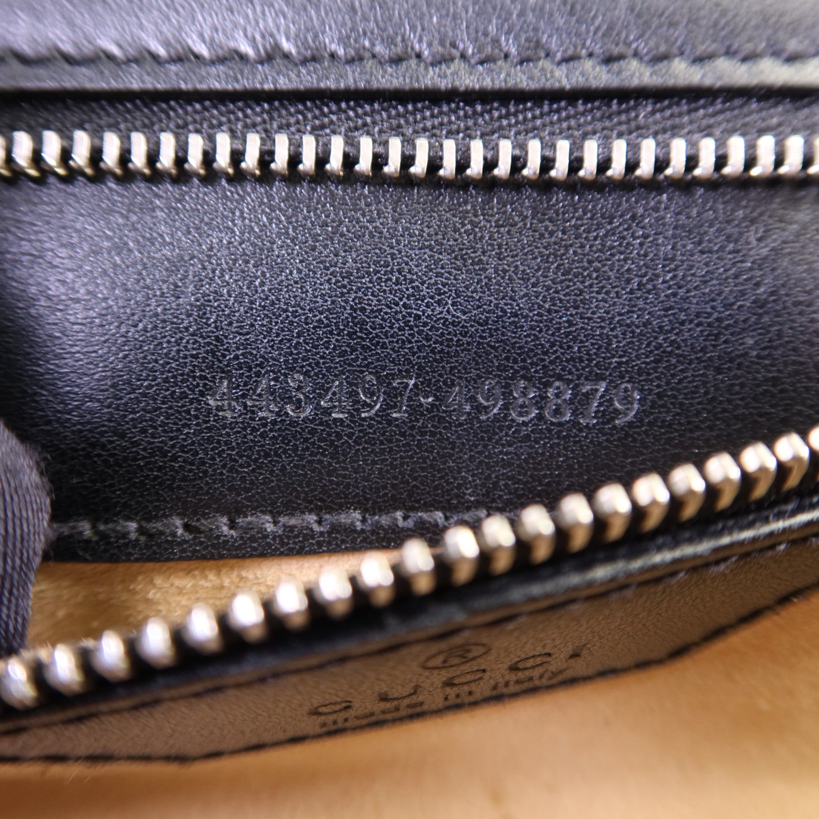 GUCCI 牛皮皮革GG Marmont Shoulder Bag銀扣鏈帶肩背袋