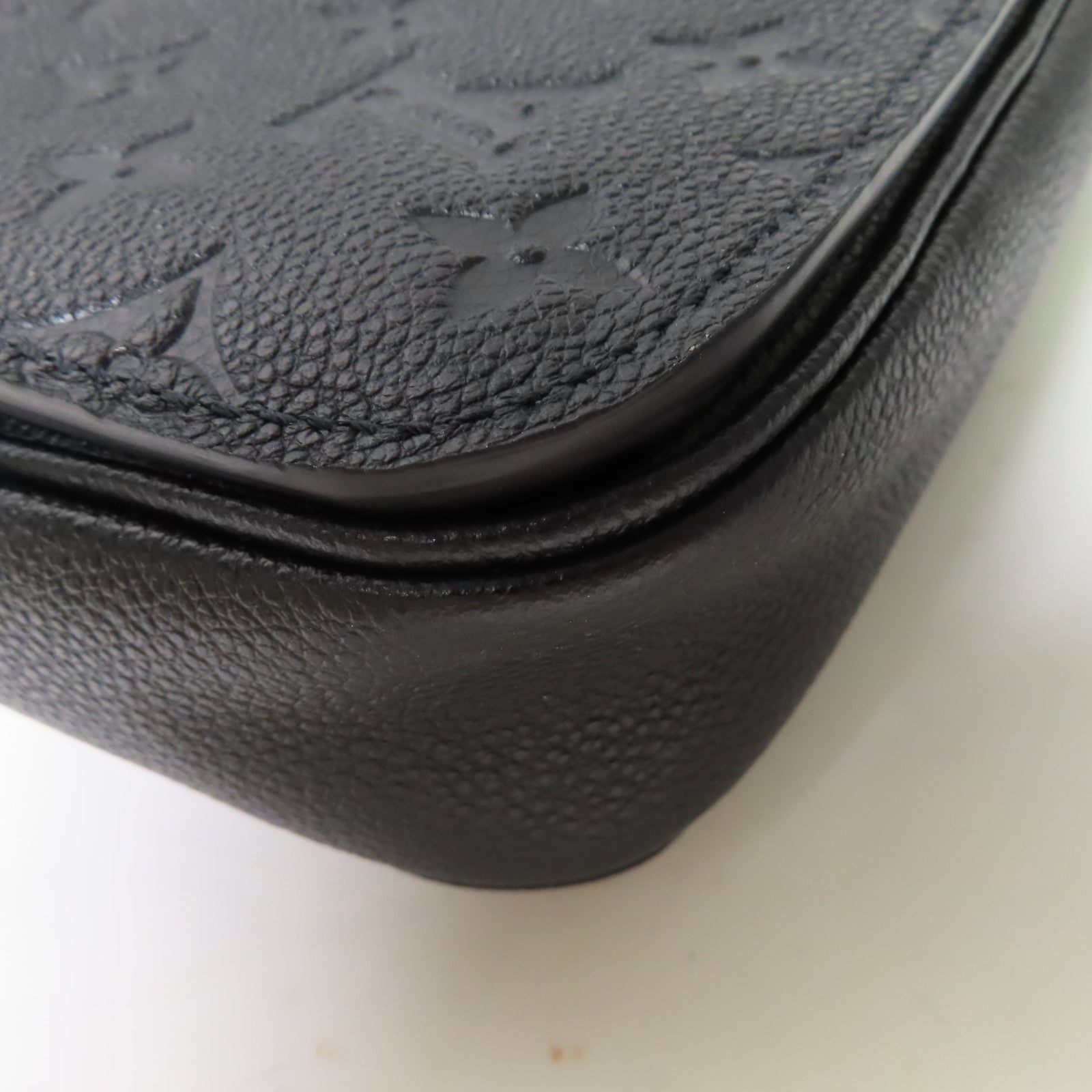 LOUIS VUITTON Monogram Emprenite Pochette Metis金扣手挽肩背兩用袋黑色