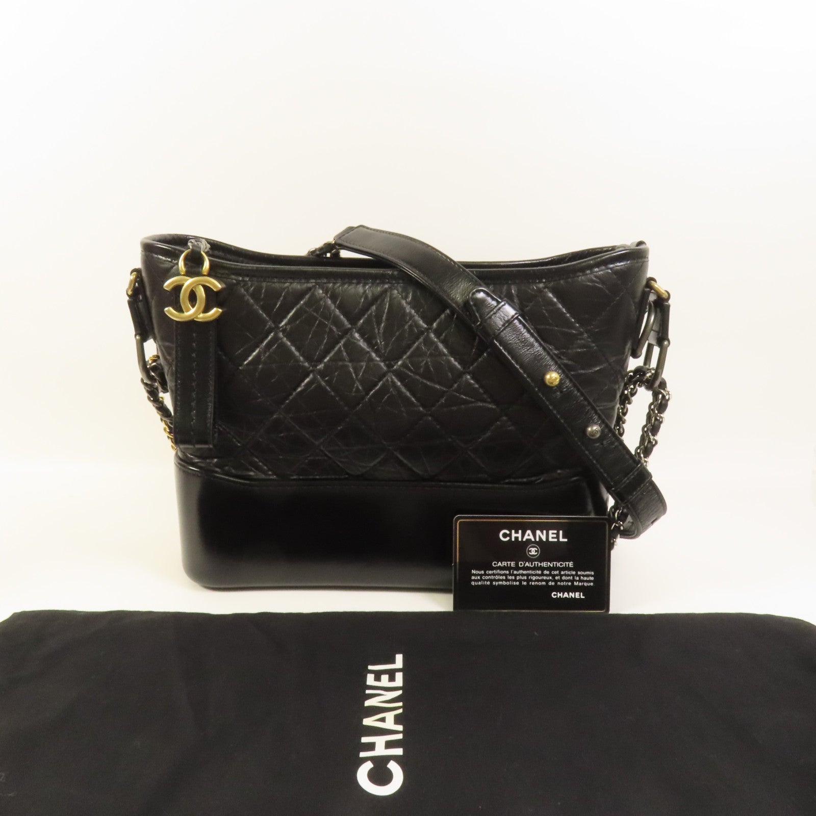 CHANEL 牛皮皮革Gabrielle Medium鏈帶肩背袋