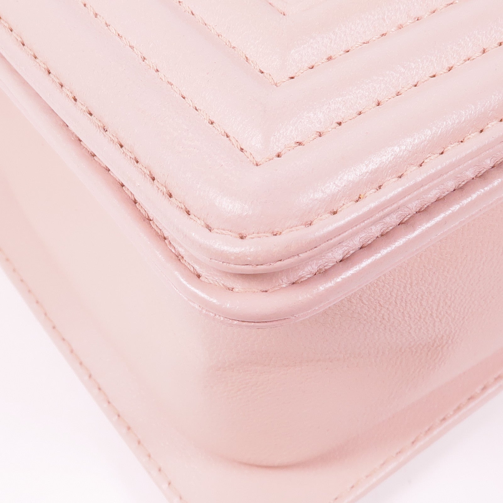 CHANEL 皮革Boy 25銀扣鏈帶肩背袋