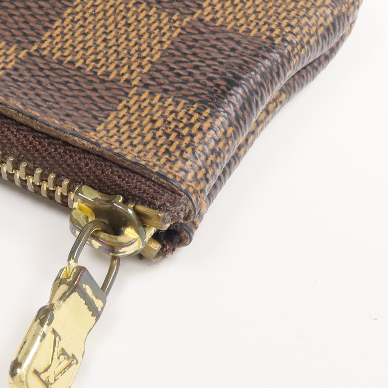 LOUIS VUITTON Damier Key Pouch金扣零錢包