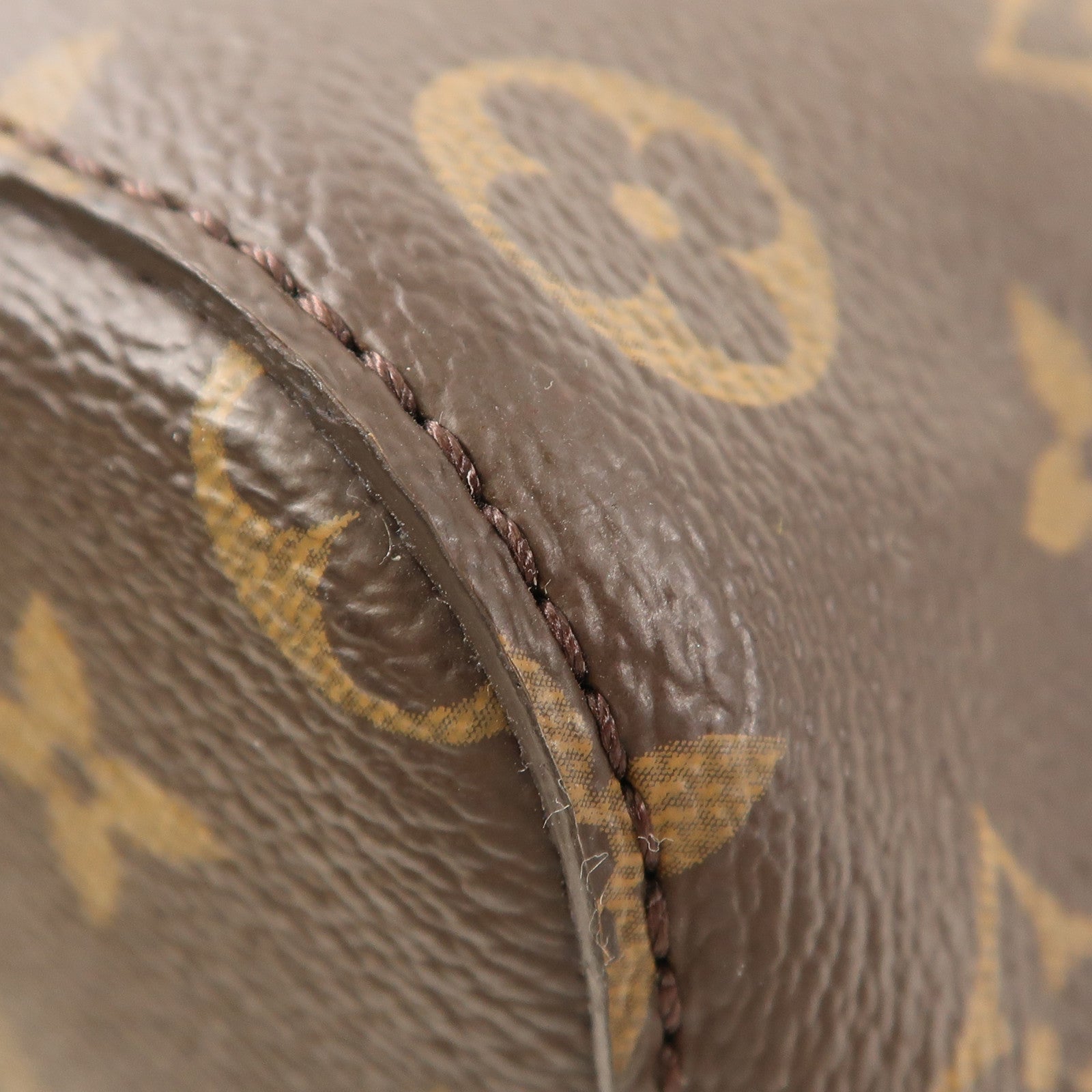LOUIS VUITTON Monogram Neo Noe MM金扣肩背袋