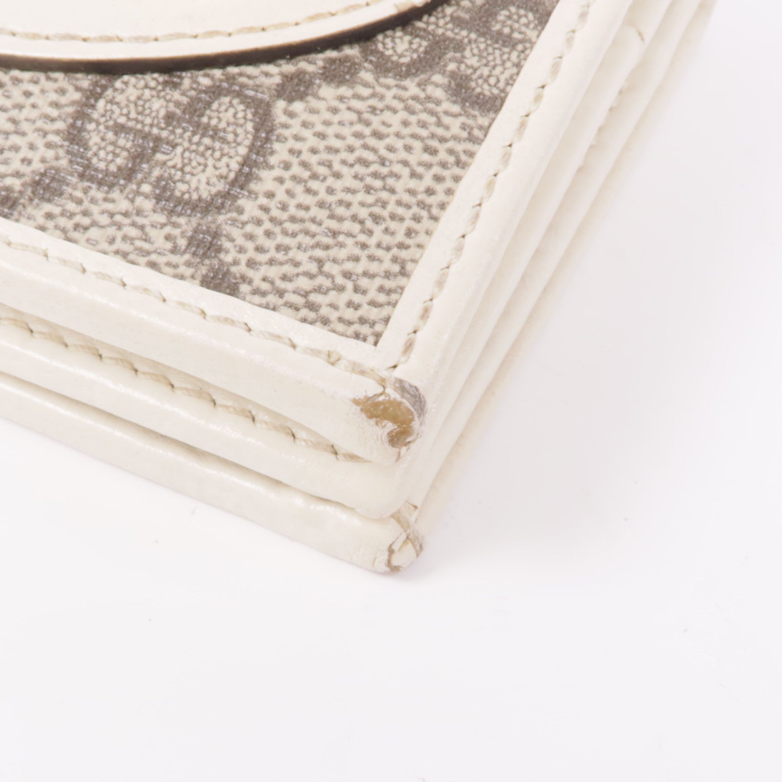 GUCCI 塗層帆布GG Supreme Wallet金扣錢包