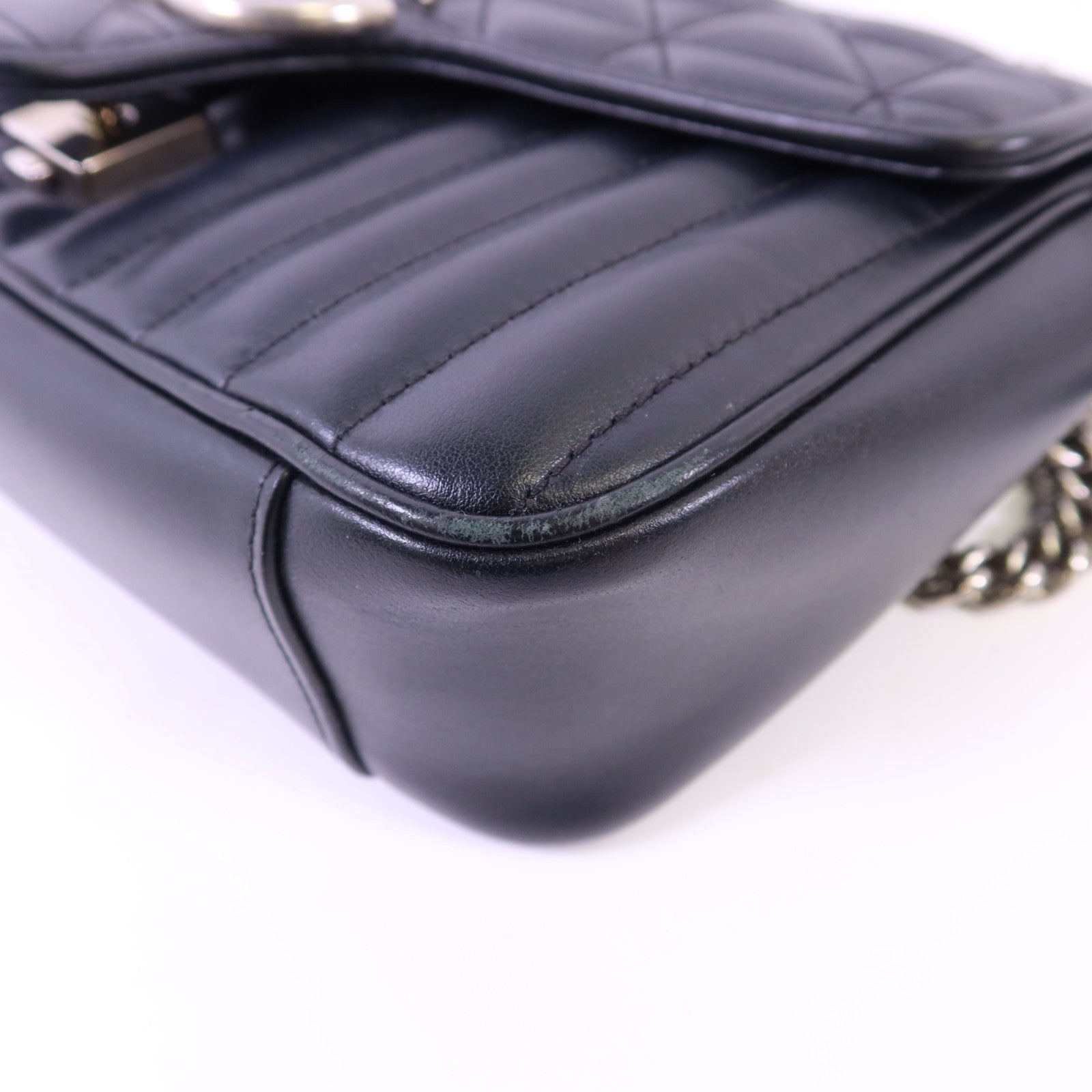 GUCCI 牛皮皮革GG Marmont Shoulder Bag銀扣鏈帶肩背袋