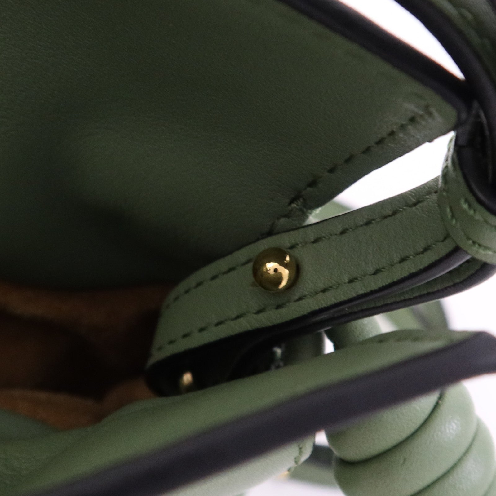 LOEWE 牛皮皮革Flamenco Cluth金扣肩背袋