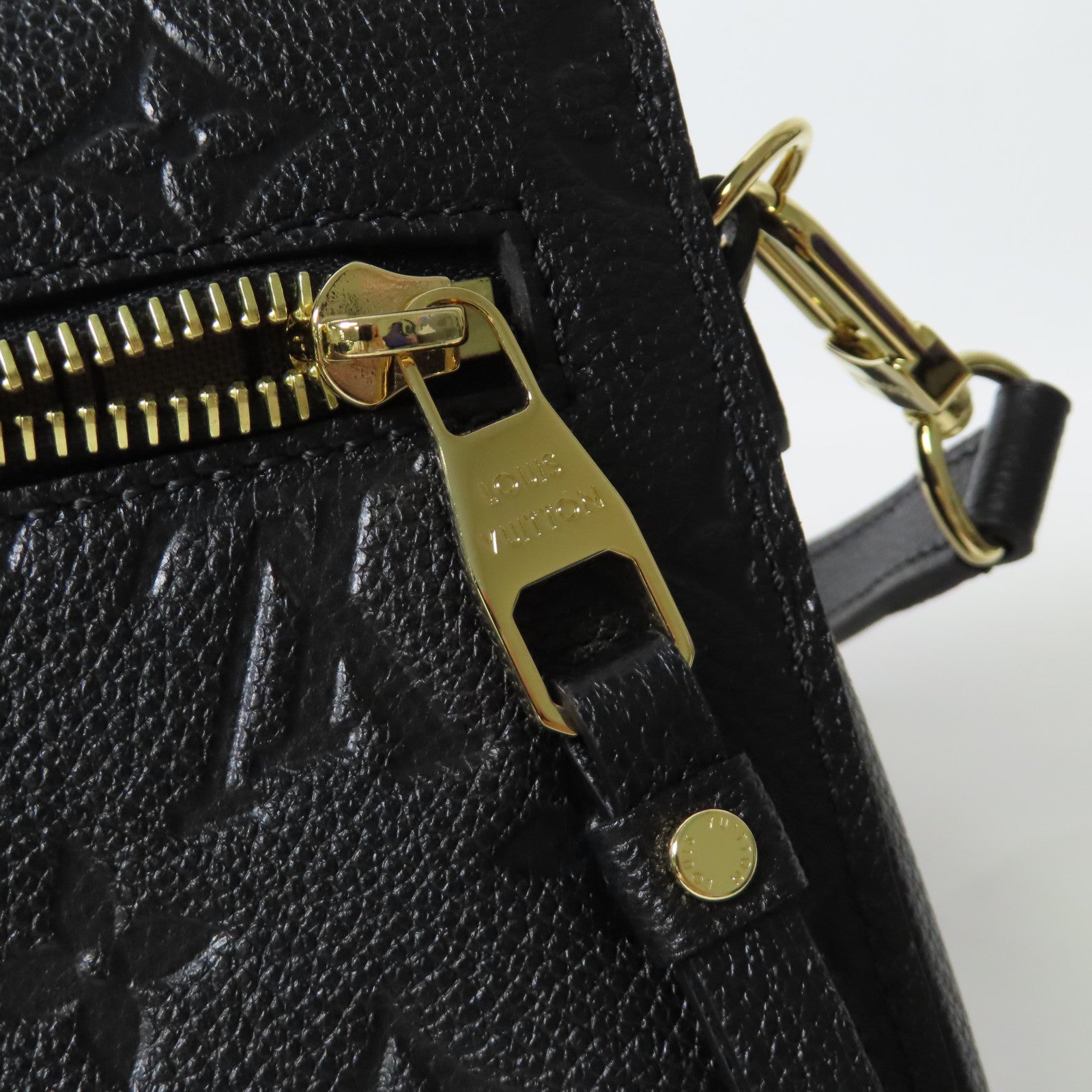 LOUIS VUITTON Monogram Emprenite Pochette Metis金扣手挽肩背兩用袋黑色