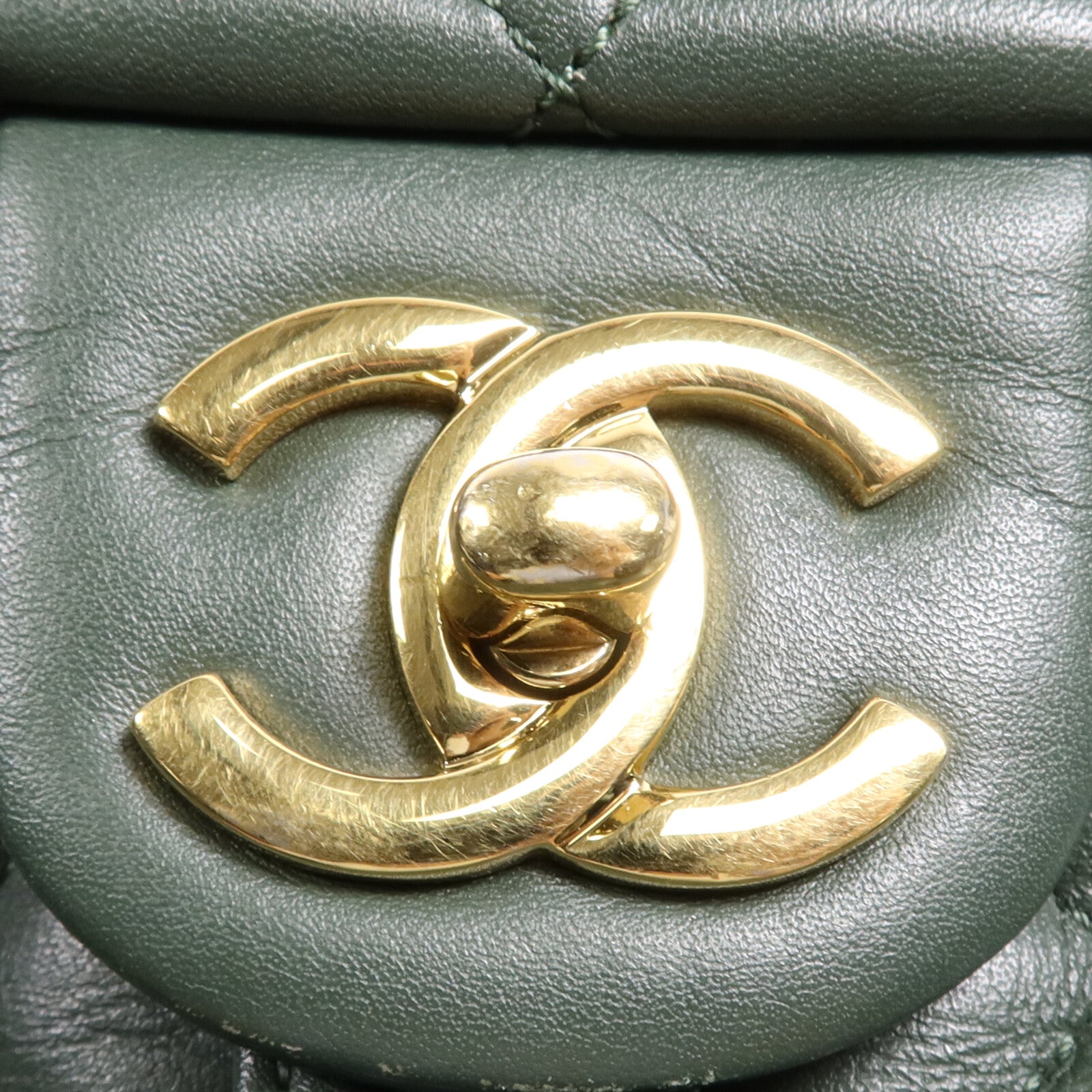 CHANEL 羊皮皮革Backpack金扣鏈帶背包