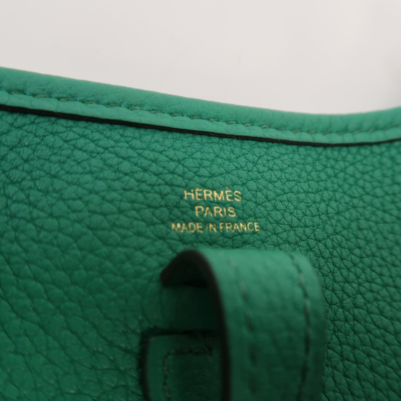 HERMES 【清倉大減價】Clemence皮革Evelyne II TPM金扣肩背袋薄荷綠色