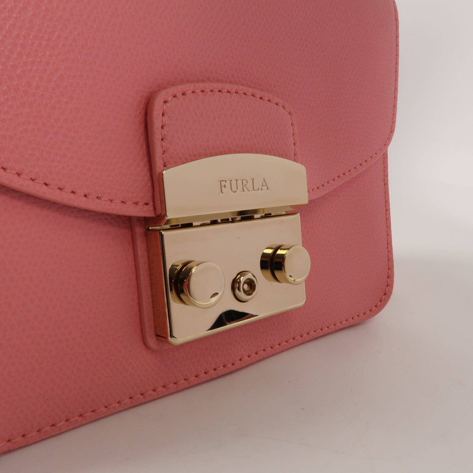 Furla 牛皮皮革Chain Shoulder金扣鏈帶肩背袋