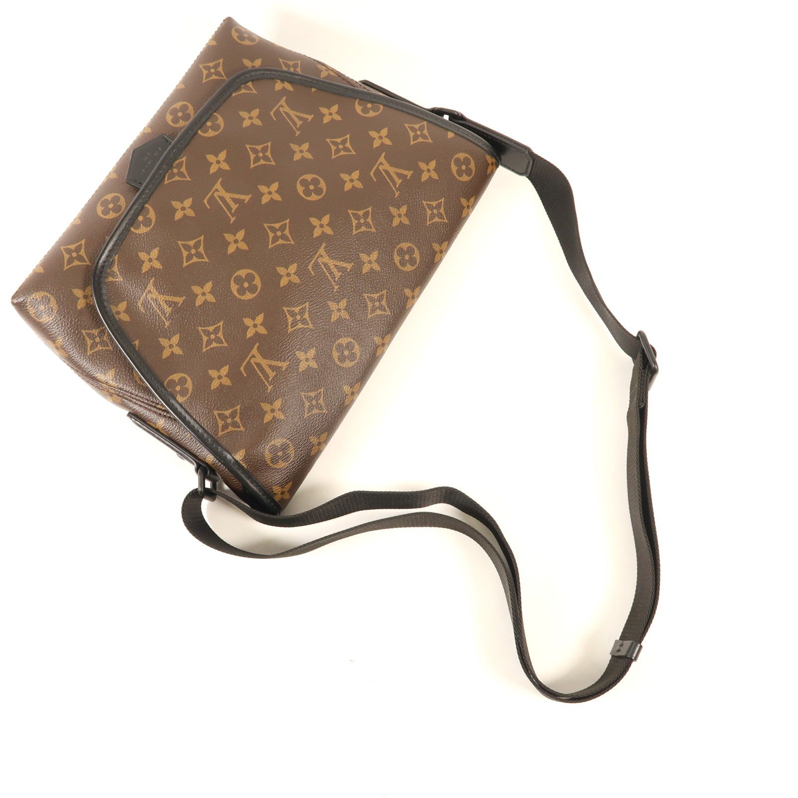 LOUIS VUITTON Monogram Magnetic Messenger Bag肩背袋棕色