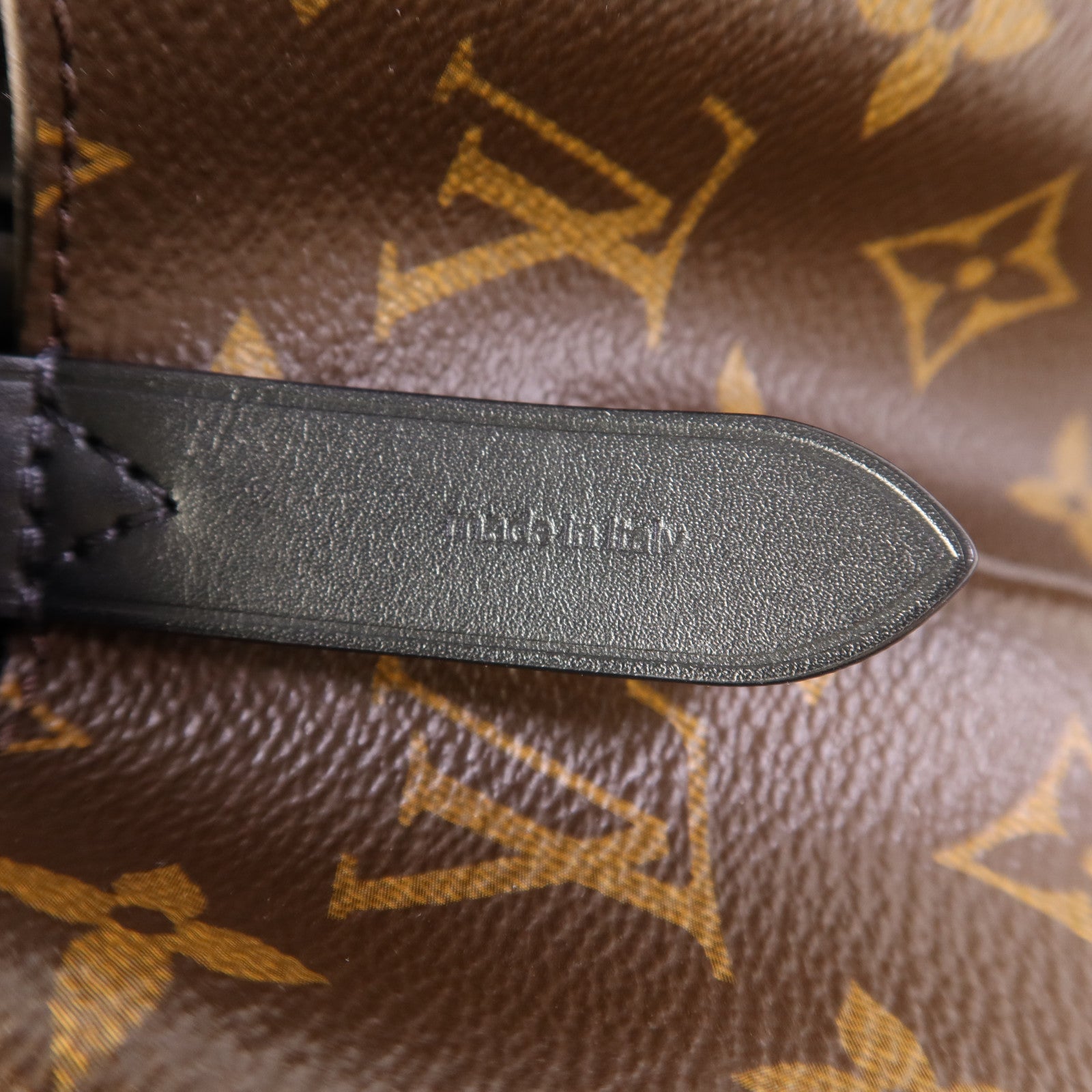 LOUIS VUITTON Monogram Neo Noe MM金扣肩背袋