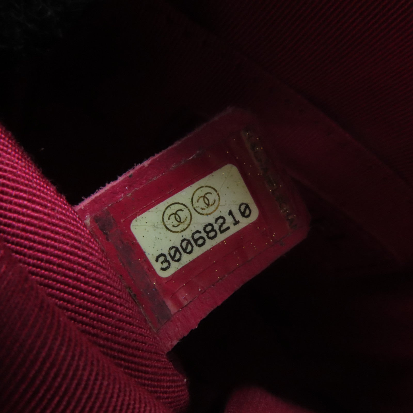 CHANEL 【激減優惠】菱格牛皮皮革Round Chain Shoulder Bag金扣鏈帶肩背袋黒色