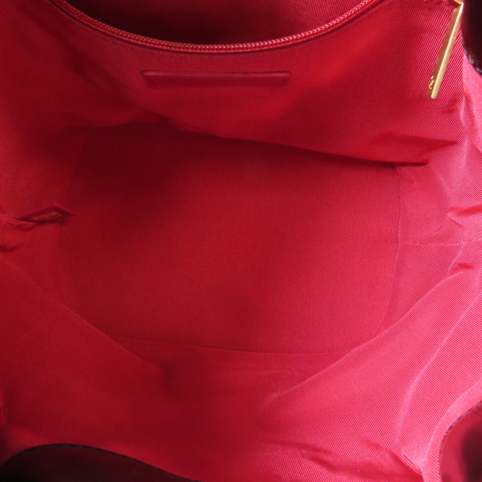 CHANEL 【激減優惠】漆皮皮革Drawstring Bag金扣鏈帶肩背袋