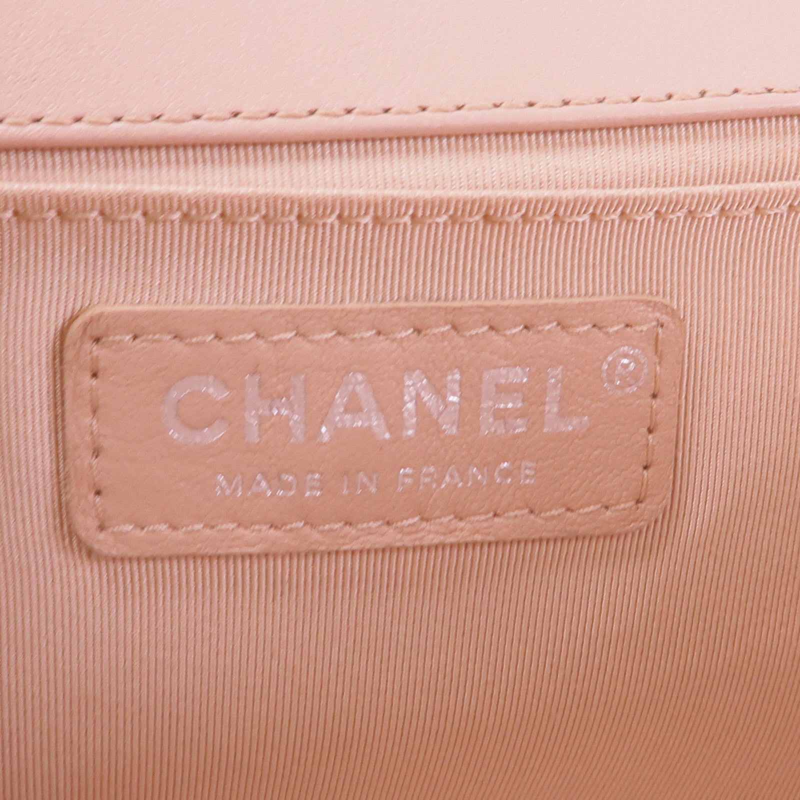 CHANEL 皮革Boy 25銀扣鏈帶肩背袋