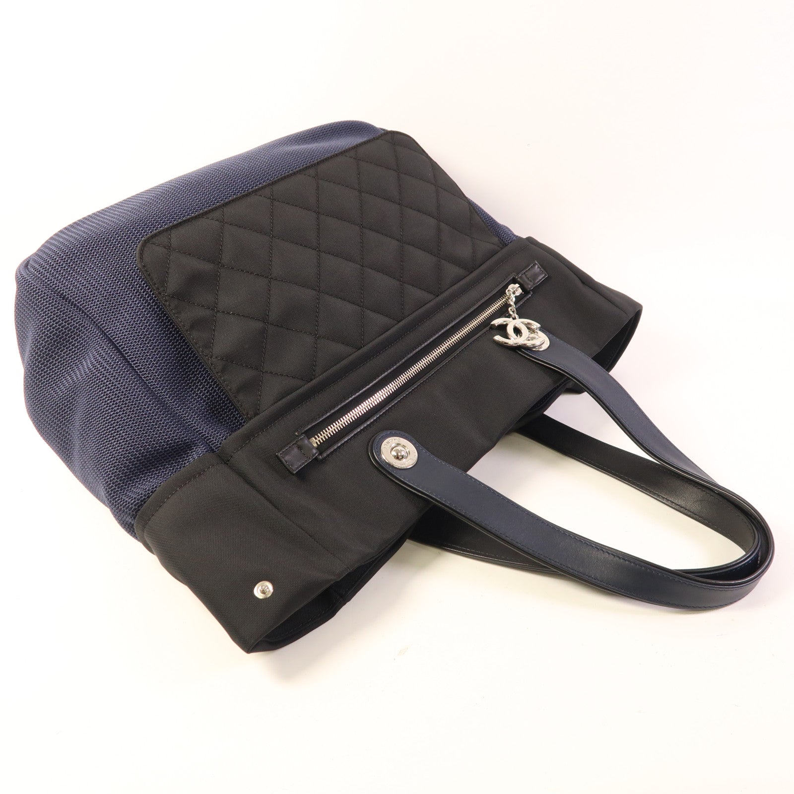 CHANEL 帆布Tote Bag銀扣肩背袋