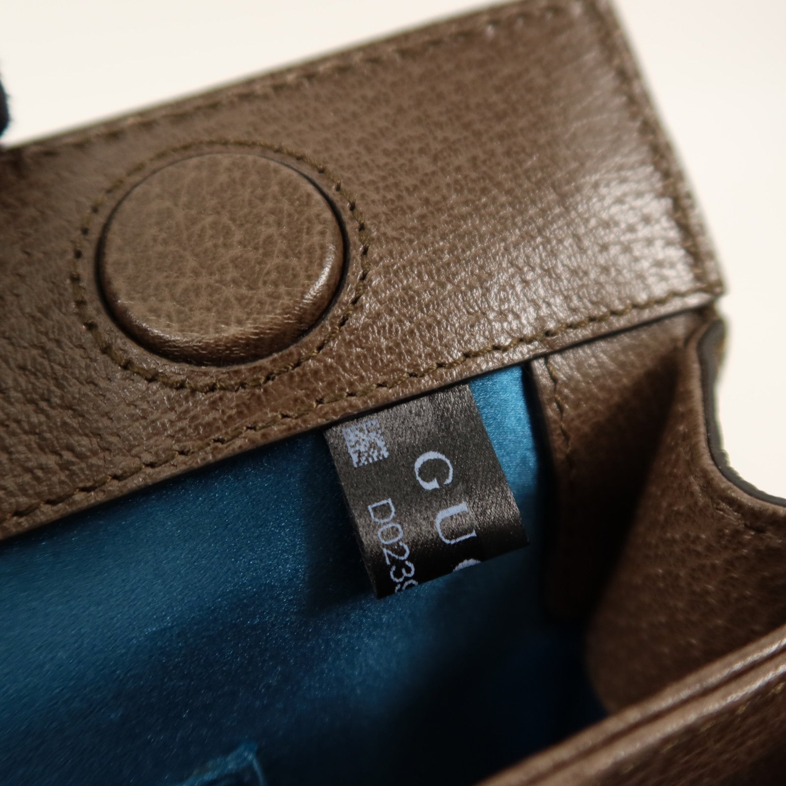 GUCCI 塗層帆布Ophidia GG鏈帶肩背袋