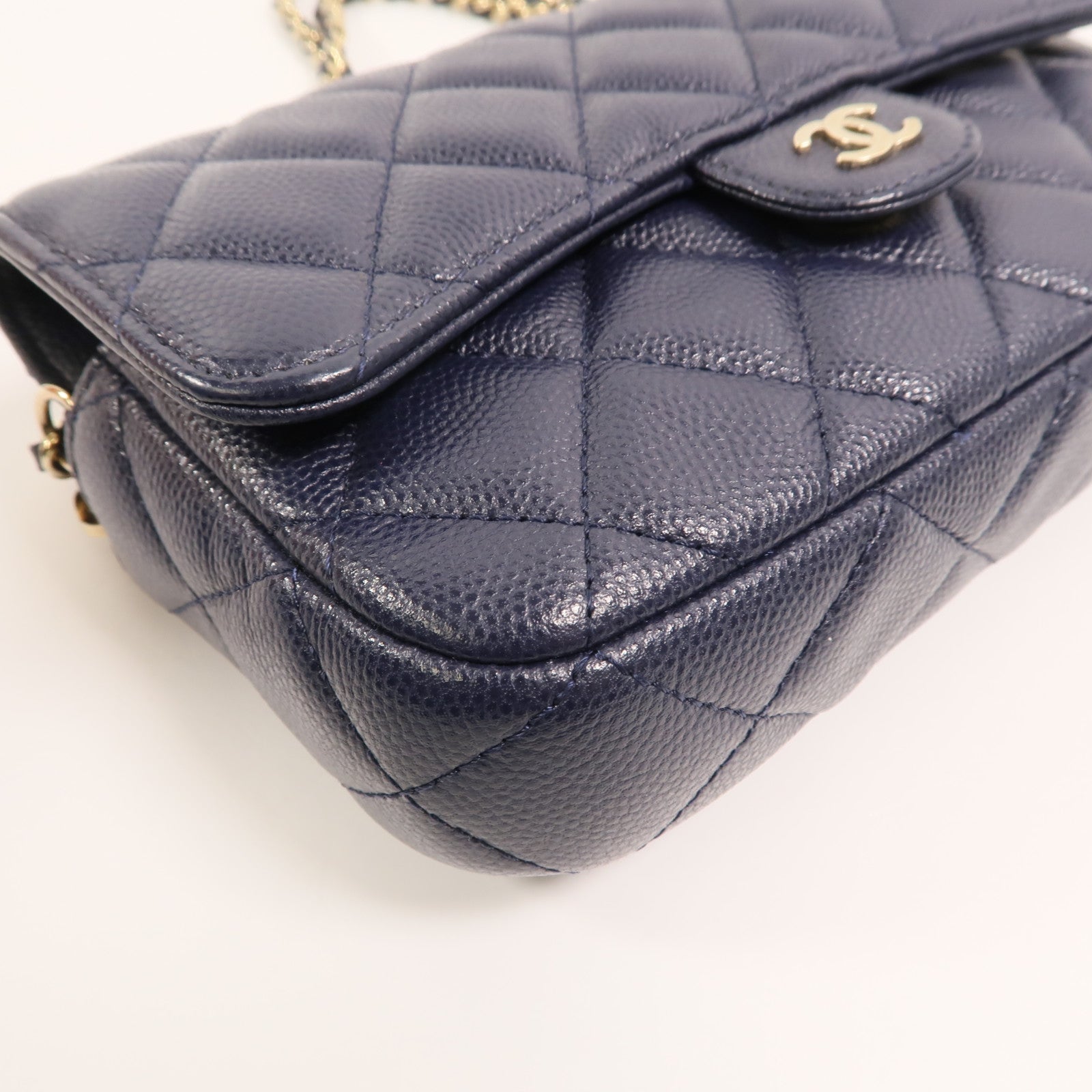 CHANEL 牛皮皮革Phone Bag鏈帶肩背袋