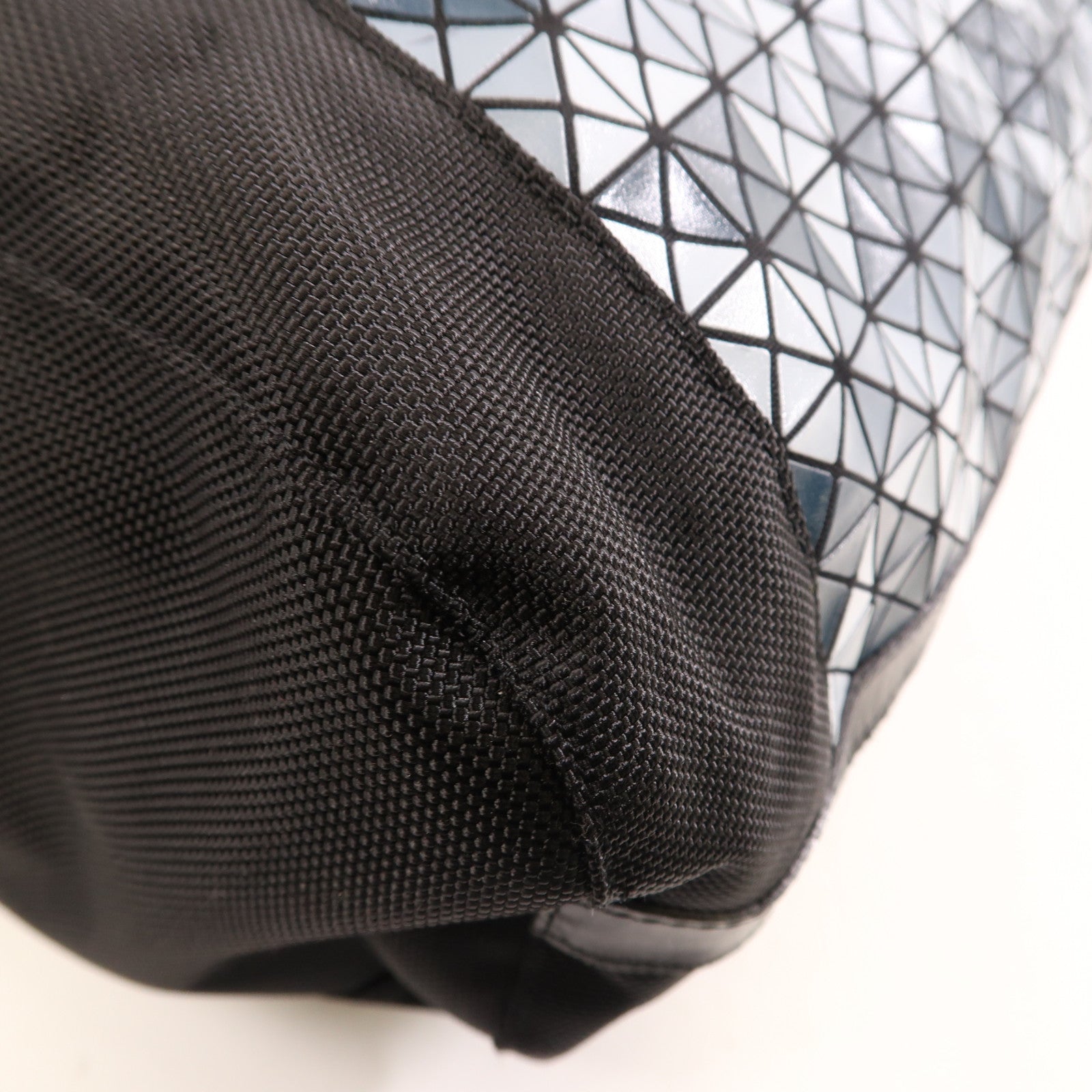 BAO BAO ISSEYMIYAKE PVC Bao Bao Shoulder Tote Bag肩背袋/手挽袋藍色