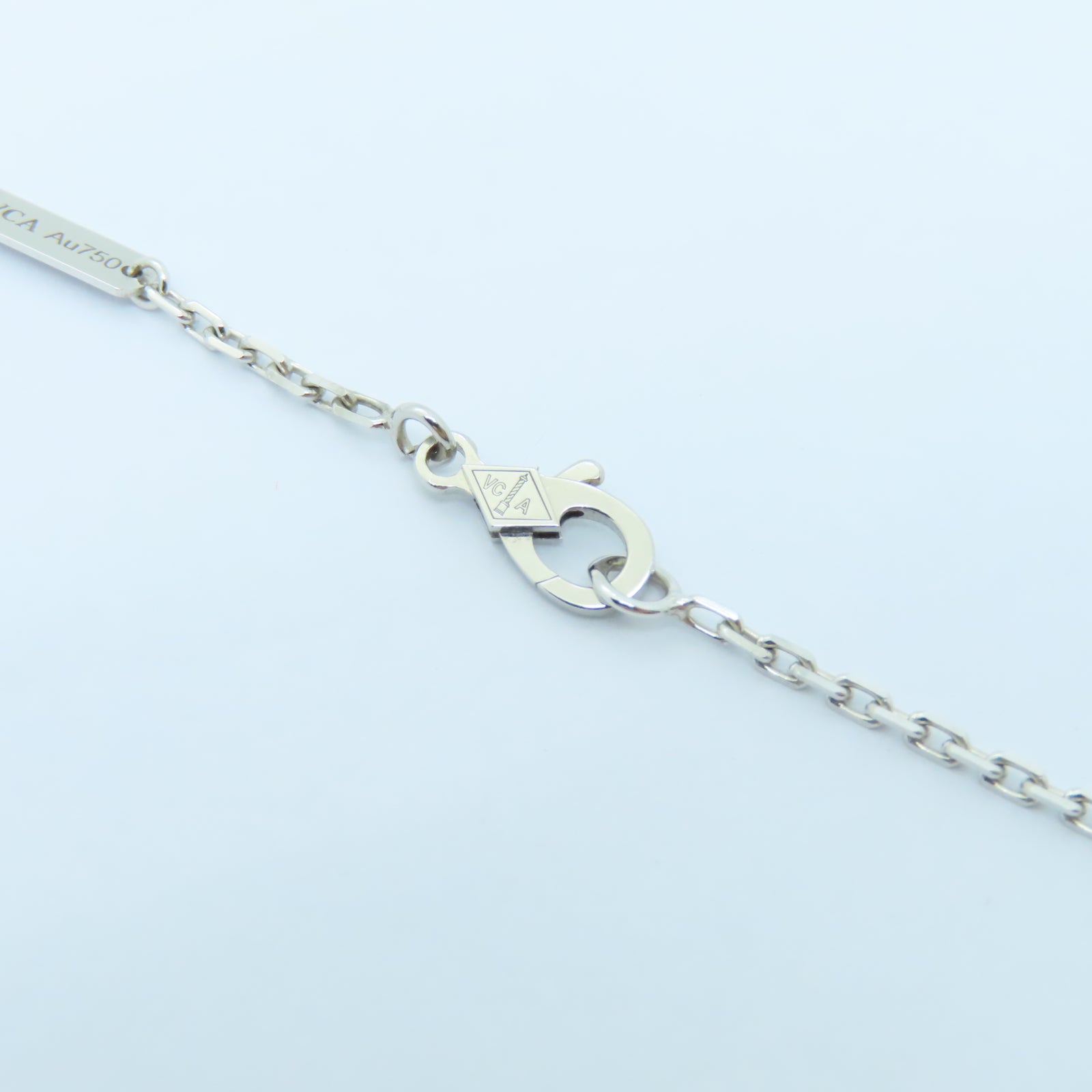 Van Cleef & Arpels 【激減優惠】18K白金Flower Pendant 2.37ct鑽石項鍊銀色