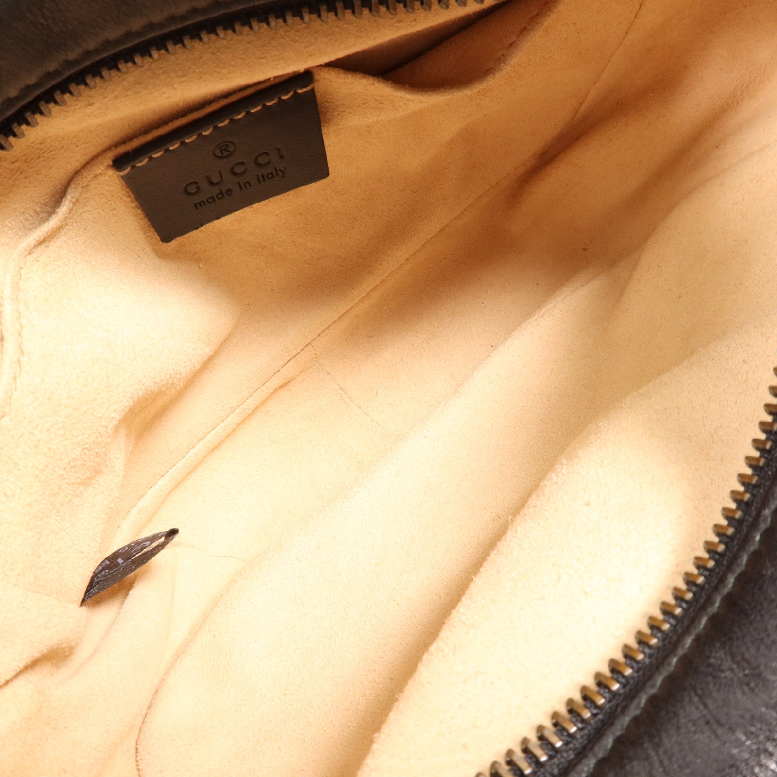 GUCCI 牛皮皮革GG Marmont金扣肩背袋