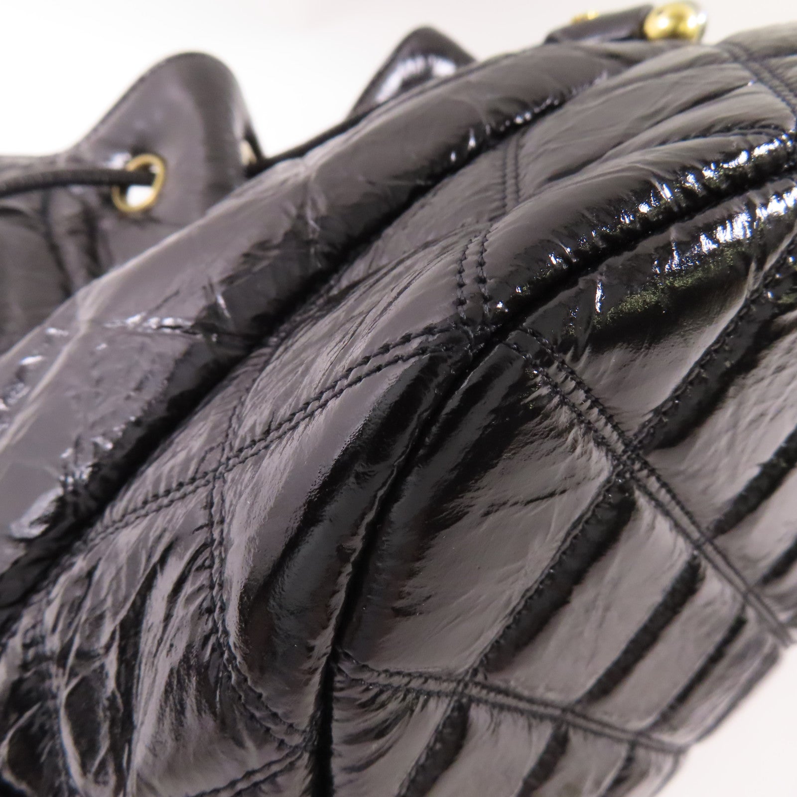 CHANEL 【激減優惠】漆皮皮革Drawstring Bag金扣鏈帶肩背袋