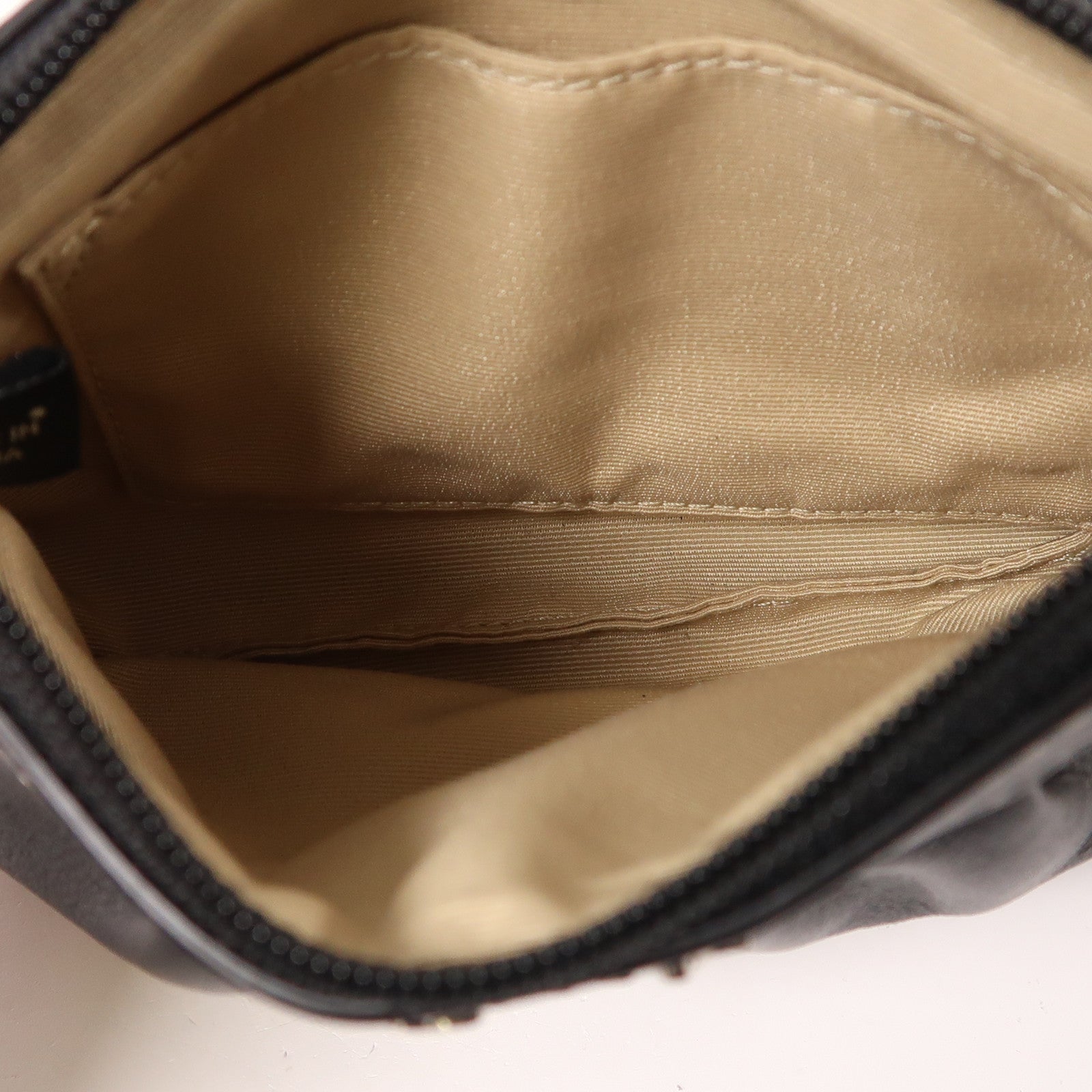 COACH 【激減優惠】牛皮皮革Clutch Bag銀扣手拿包