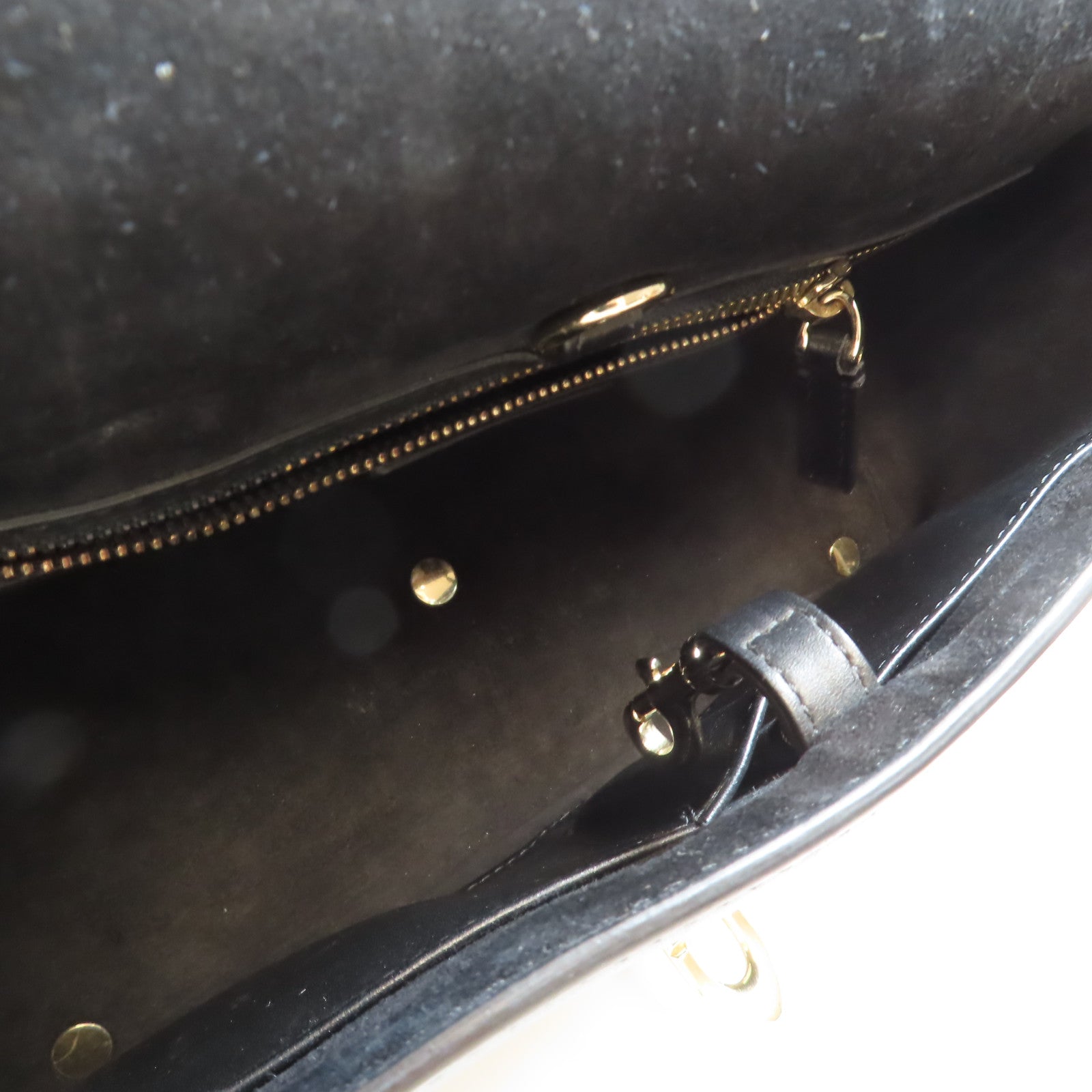 Valentino 牛皮皮革Hand Bag金扣手挽肩背兩用袋黑色