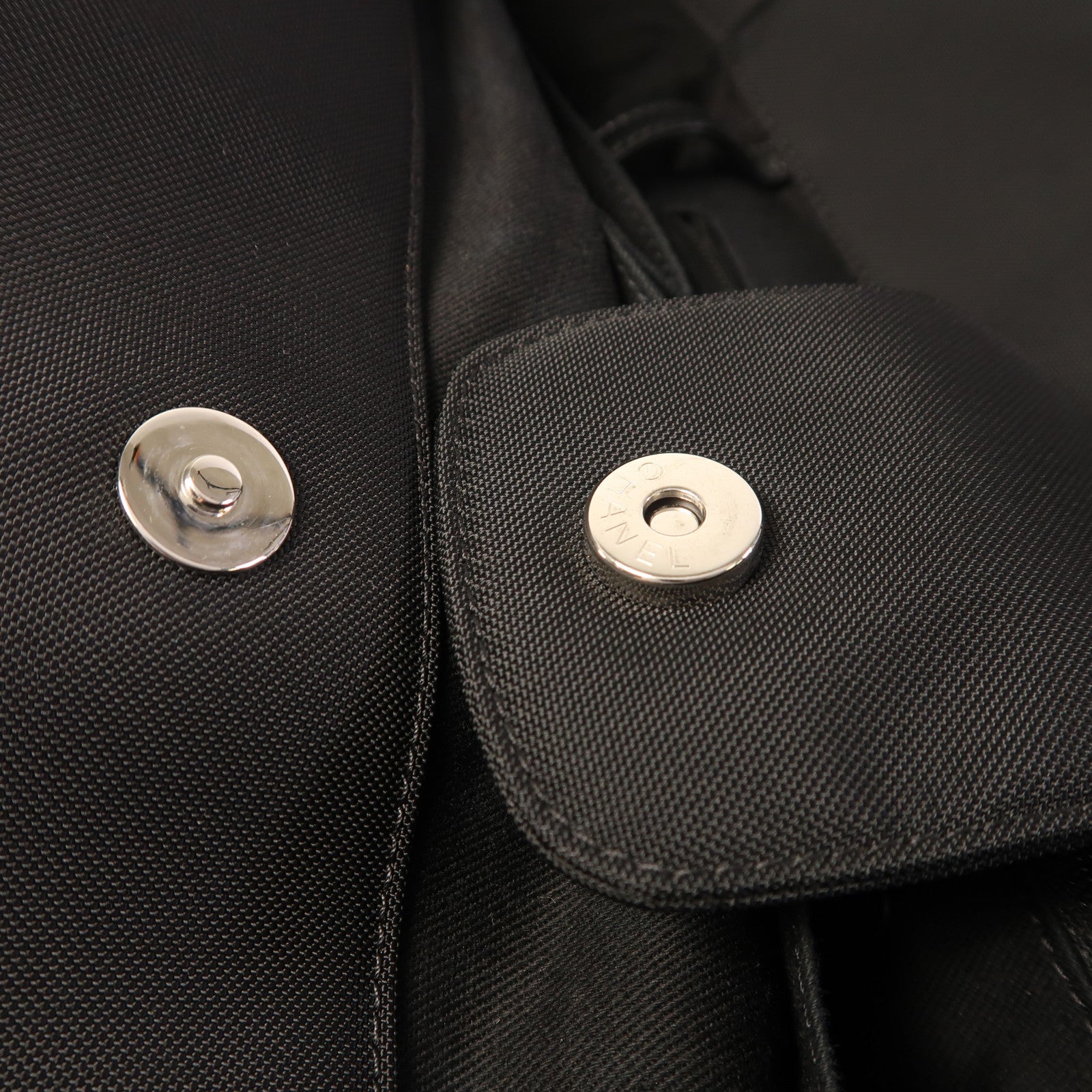 CHANEL 帆布Tote Bag銀扣肩背袋