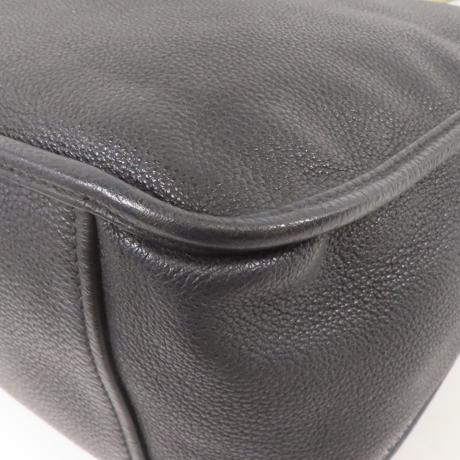 PRADA 皮革Shoulder Bag銀扣肩背袋