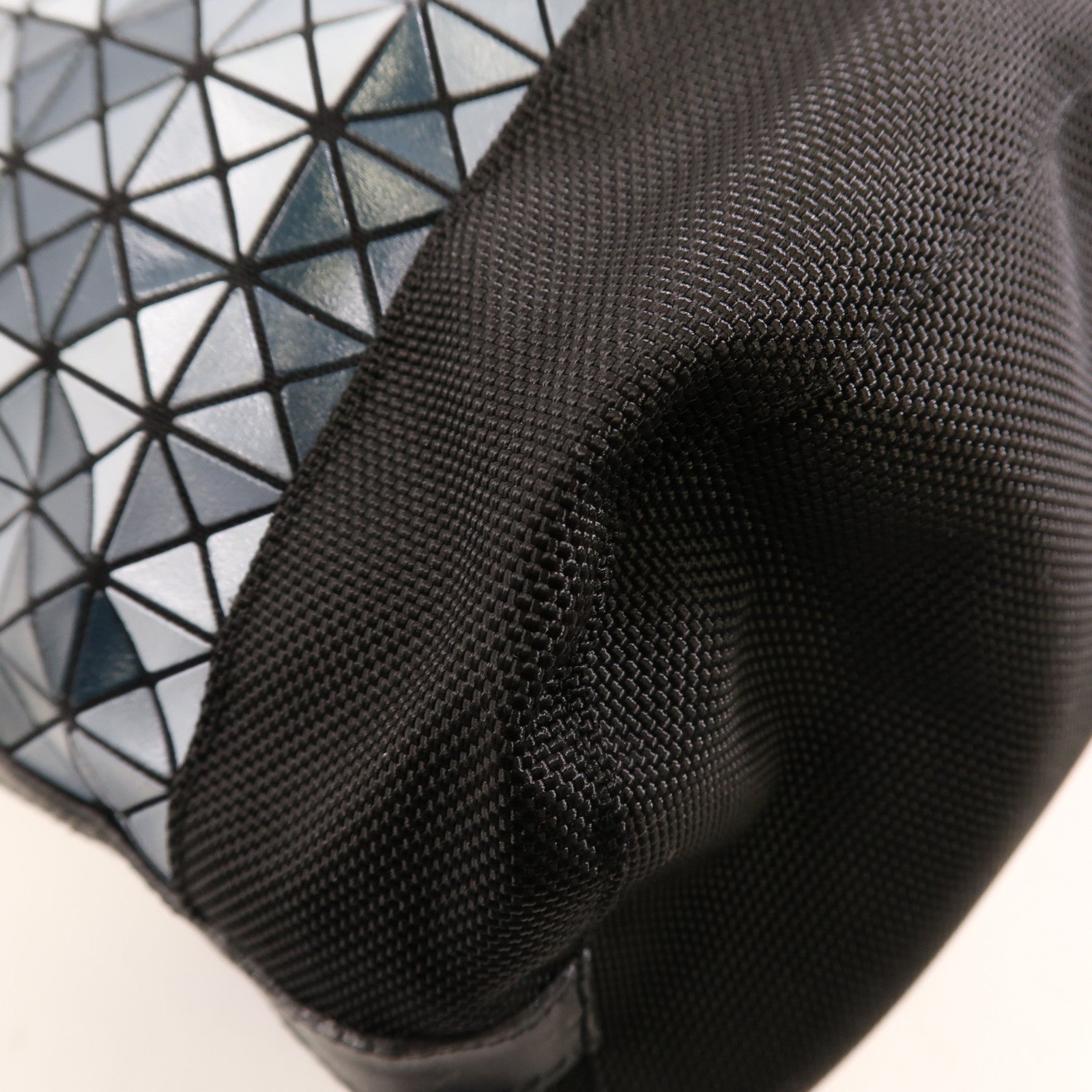 BAO BAO ISSEYMIYAKE PVC Bao Bao Shoulder Tote Bag肩背袋/手挽袋藍色