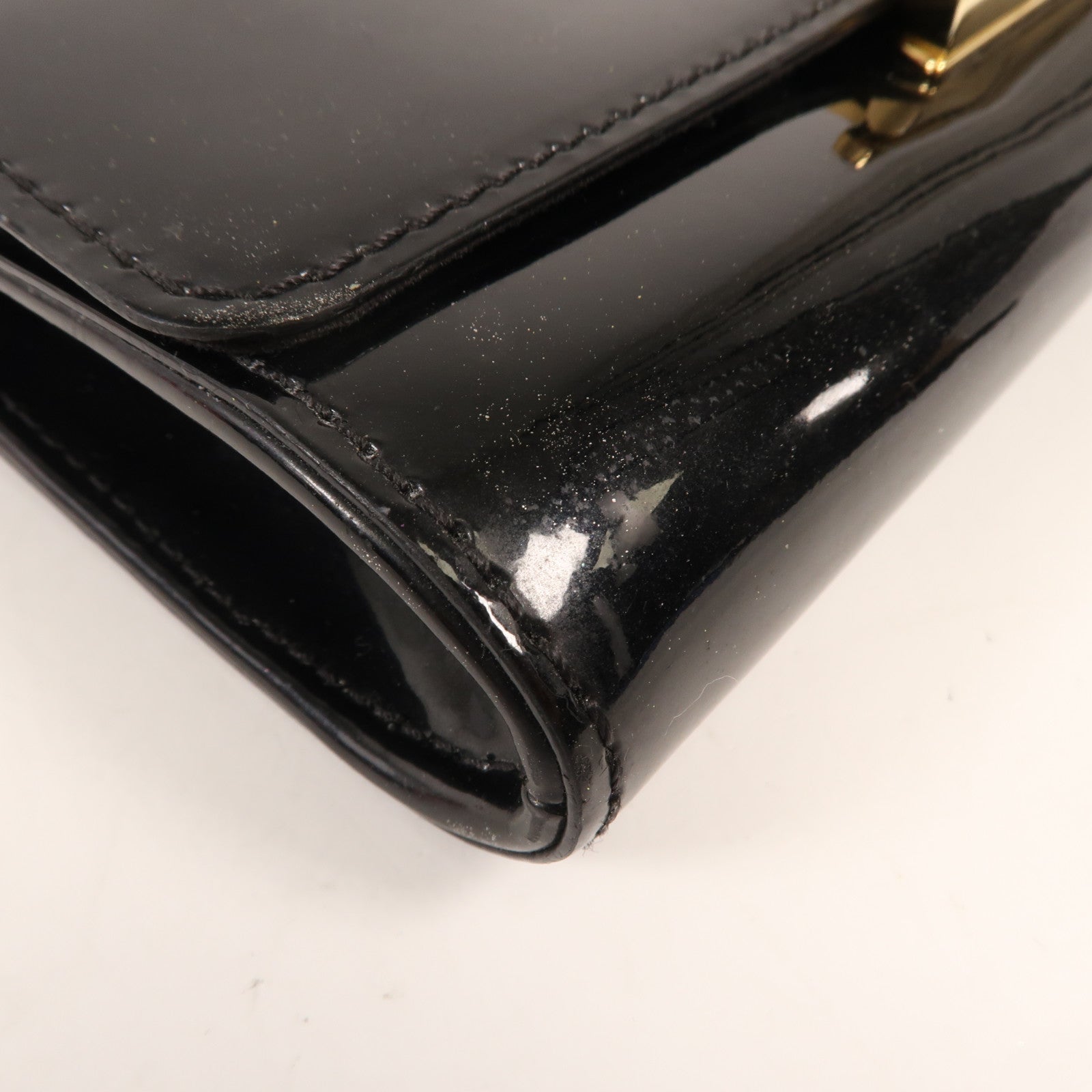 LOUIS VUITTON Vernis Louise MM金扣鏈帶肩背袋