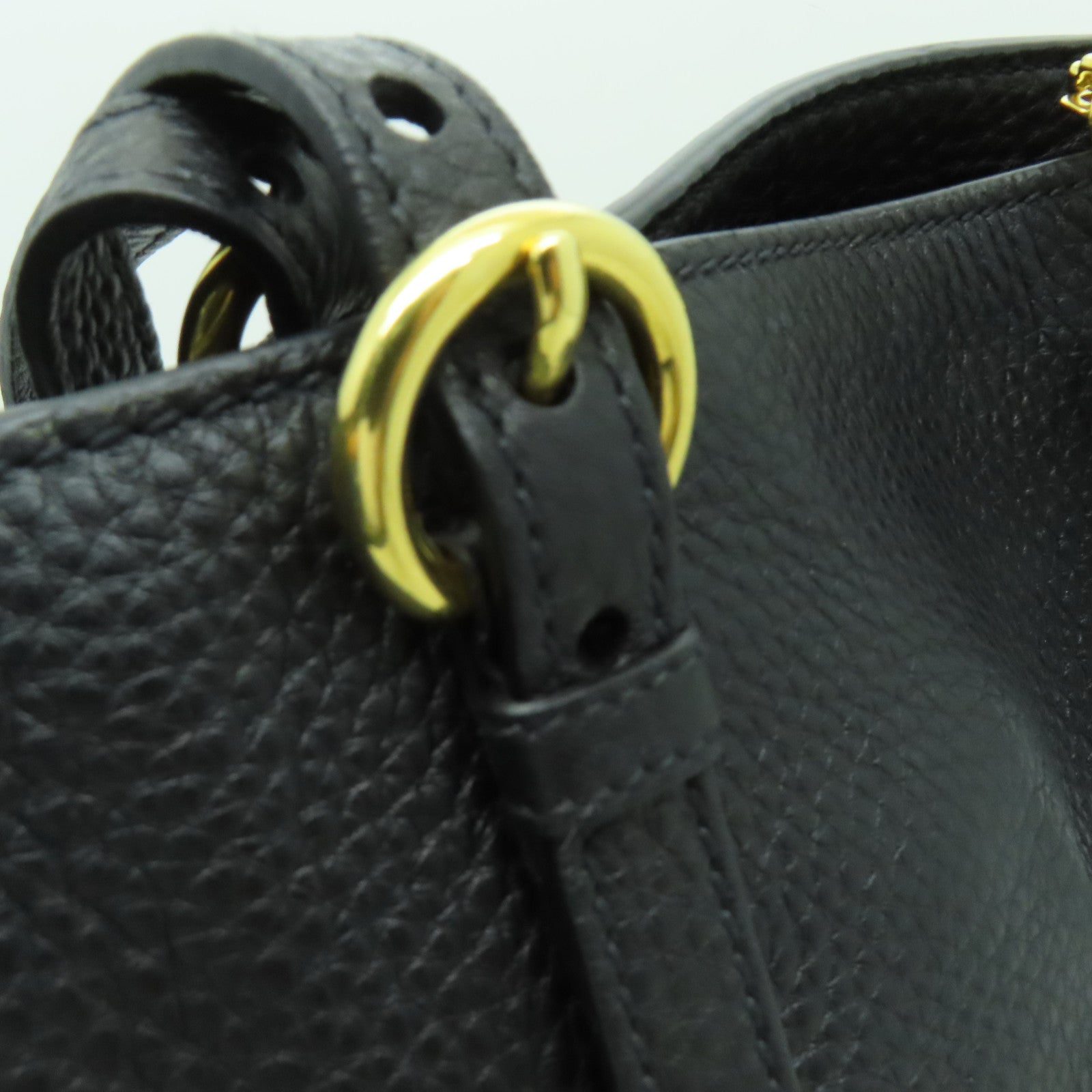 Miu Miu 牛皮皮革2way Shoulder Bag金扣手挽肩背兩用袋黒色