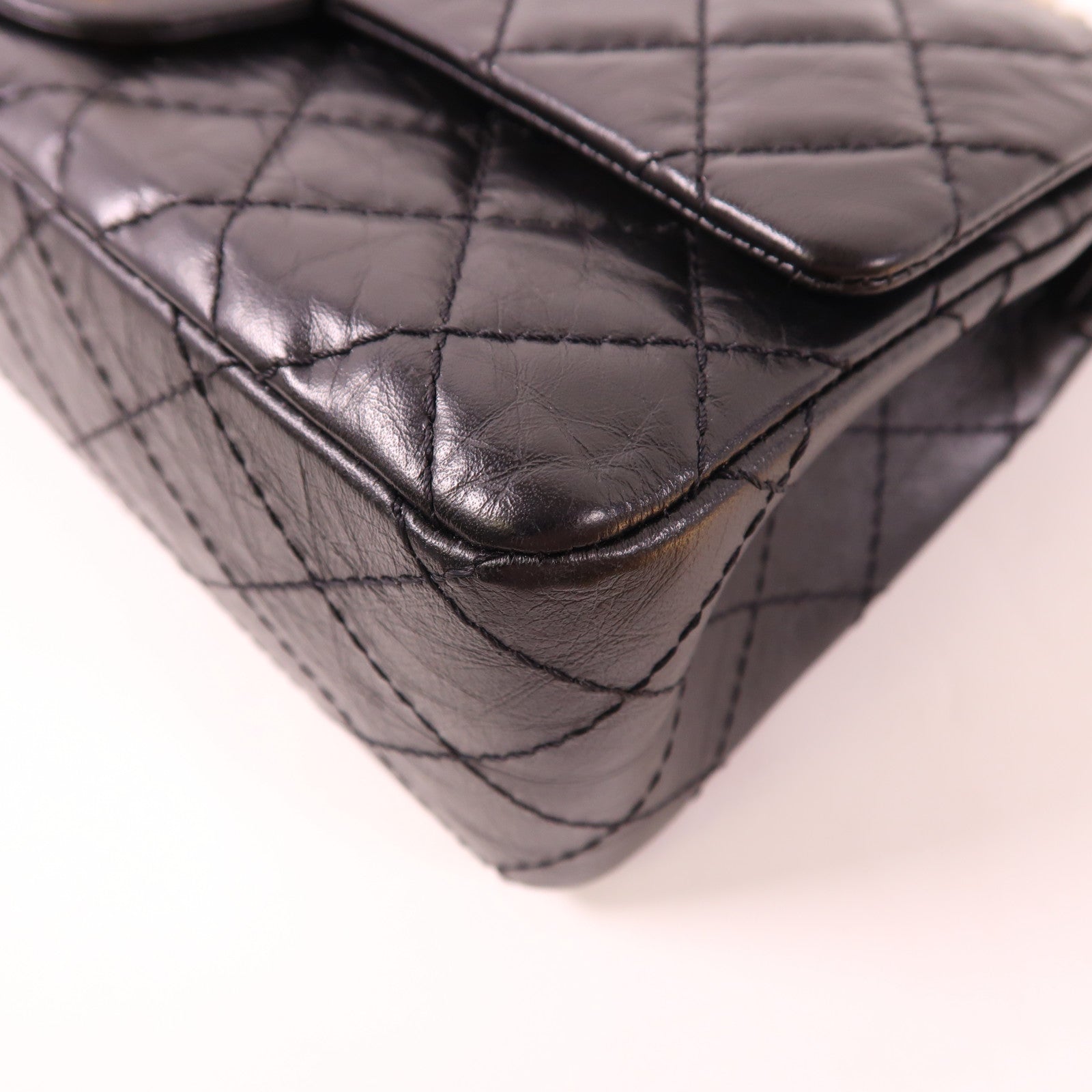 CHANEL 牛皮皮革2.55金扣鏈帶肩背袋