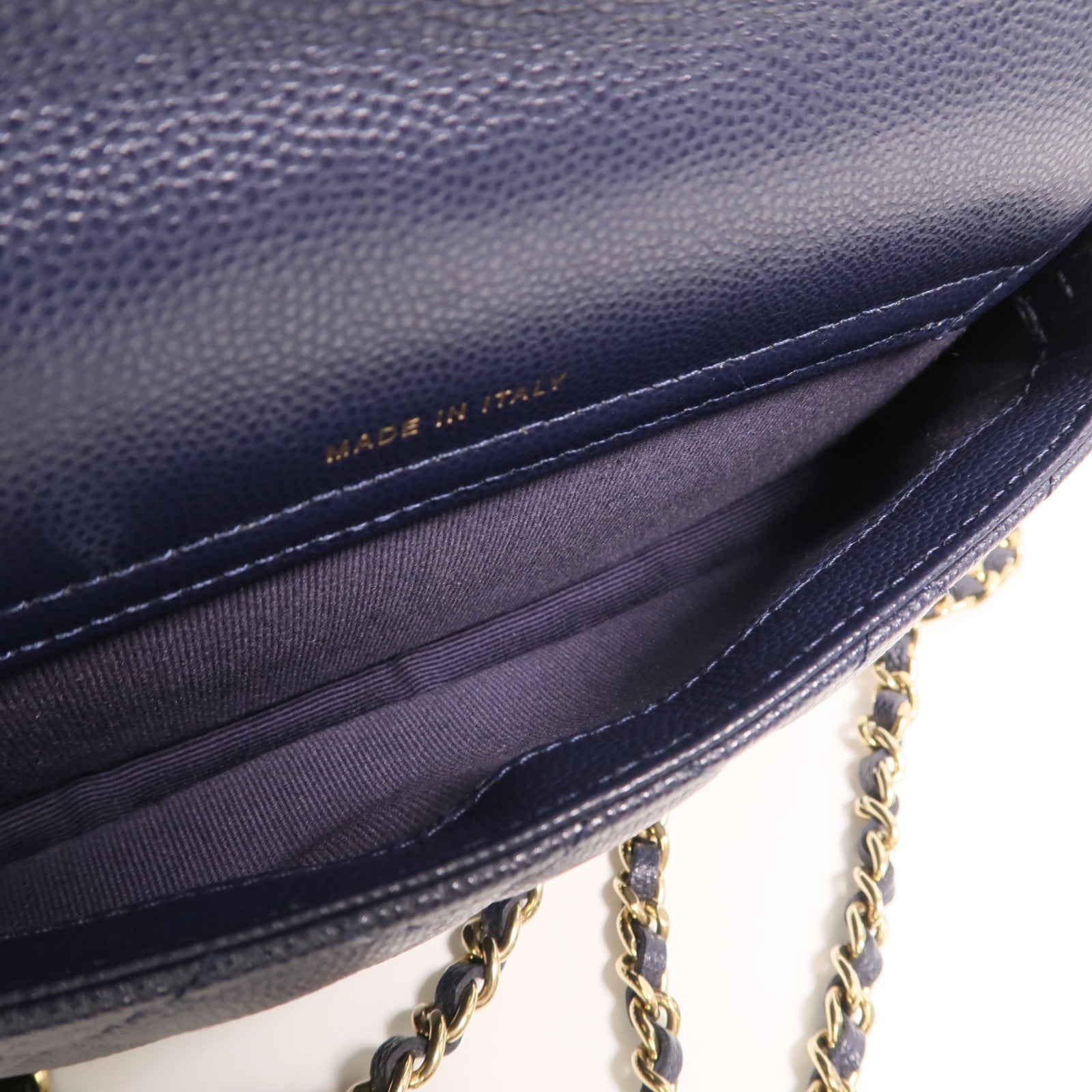 CHANEL 牛皮皮革Phone Bag鏈帶肩背袋