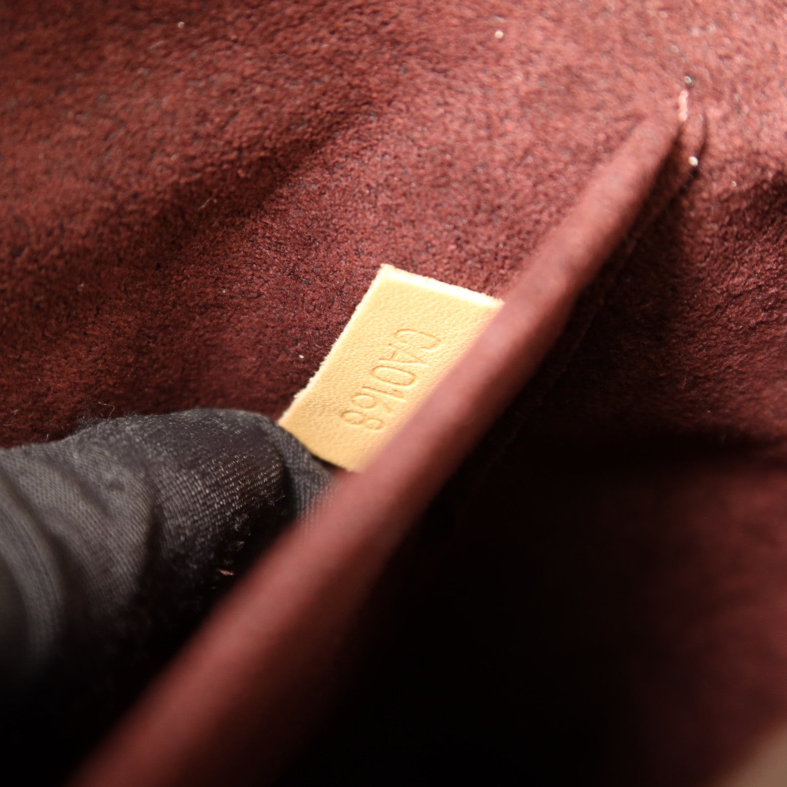 LOUIS VUITTON Monogram Montaigne BB金扣手挽肩背兩用袋棕色