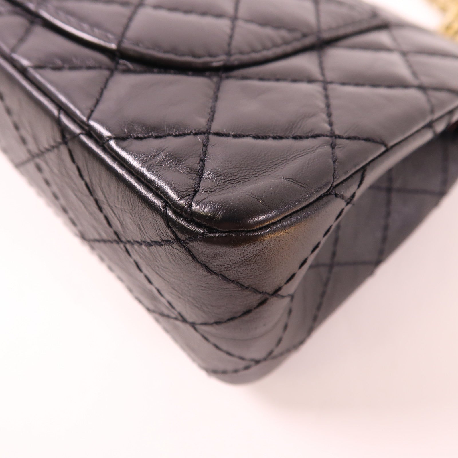 CHANEL 牛皮皮革2.55金扣鏈帶肩背袋