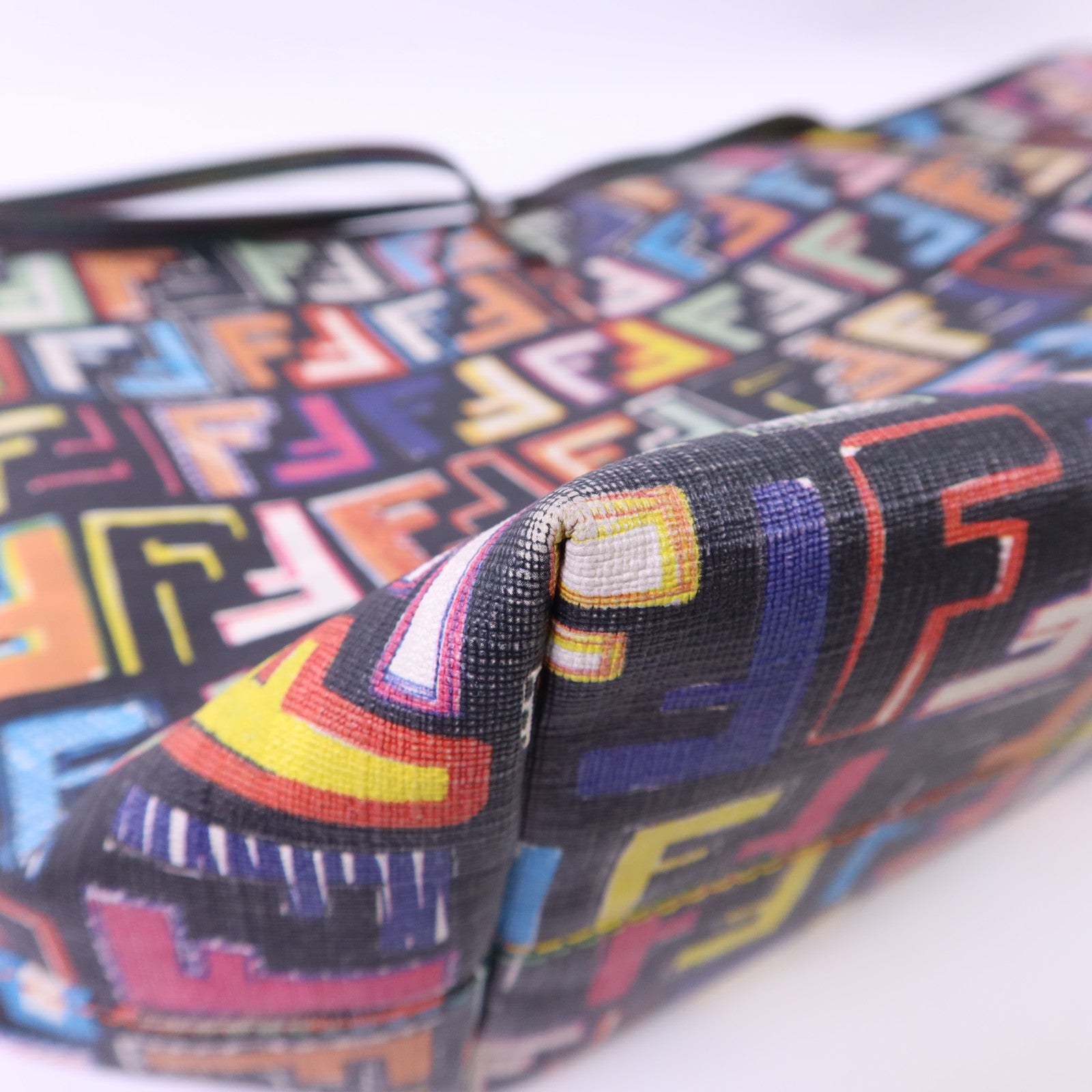 FENDI 塗層帆布Shoulder Tote金扣肩背袋/手挽袋