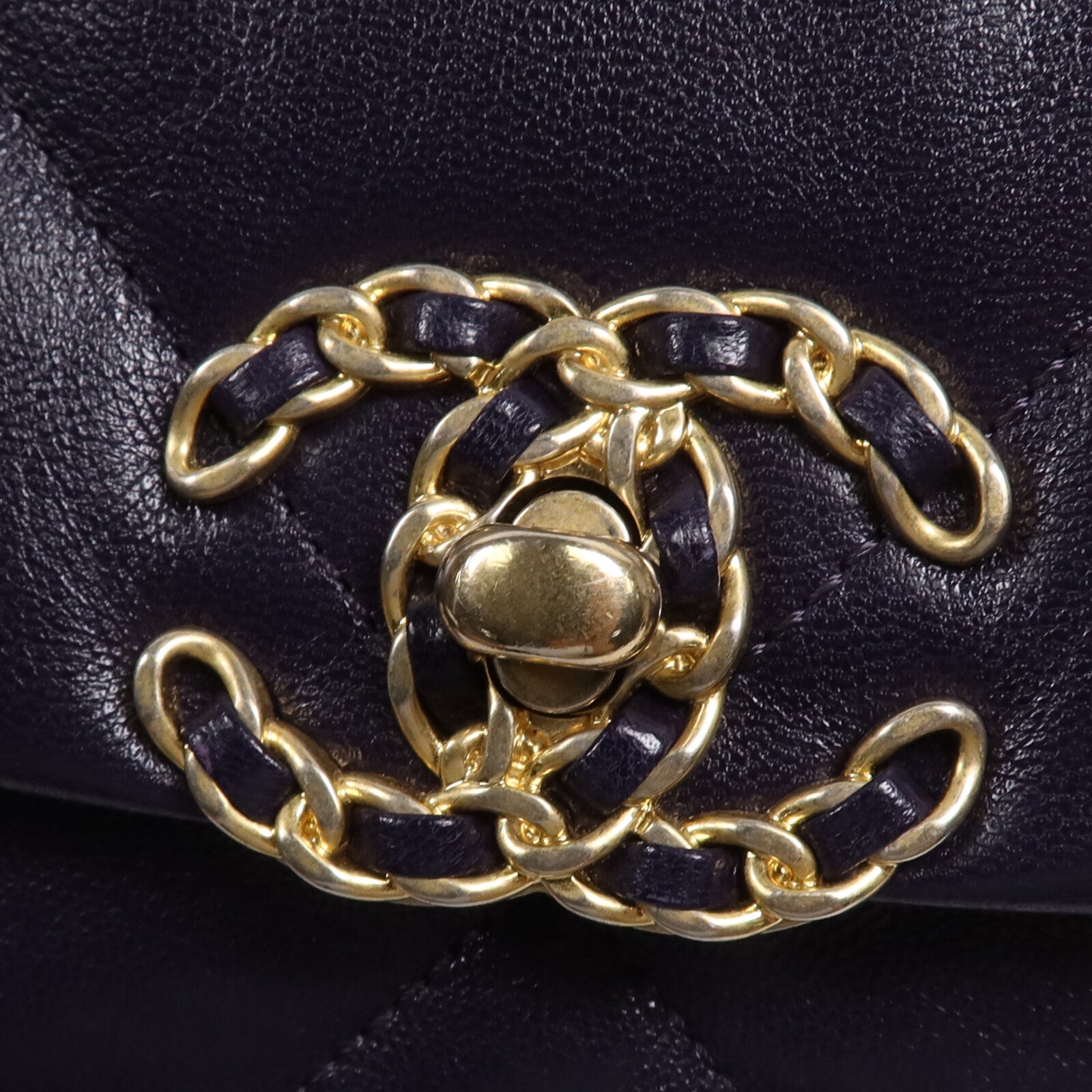 CHANEL 羊皮皮革Chanel 19鏈帶肩背袋