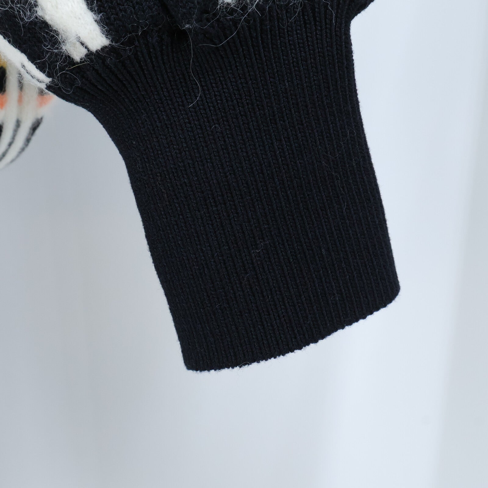 CHANEL Knit Sweater針織