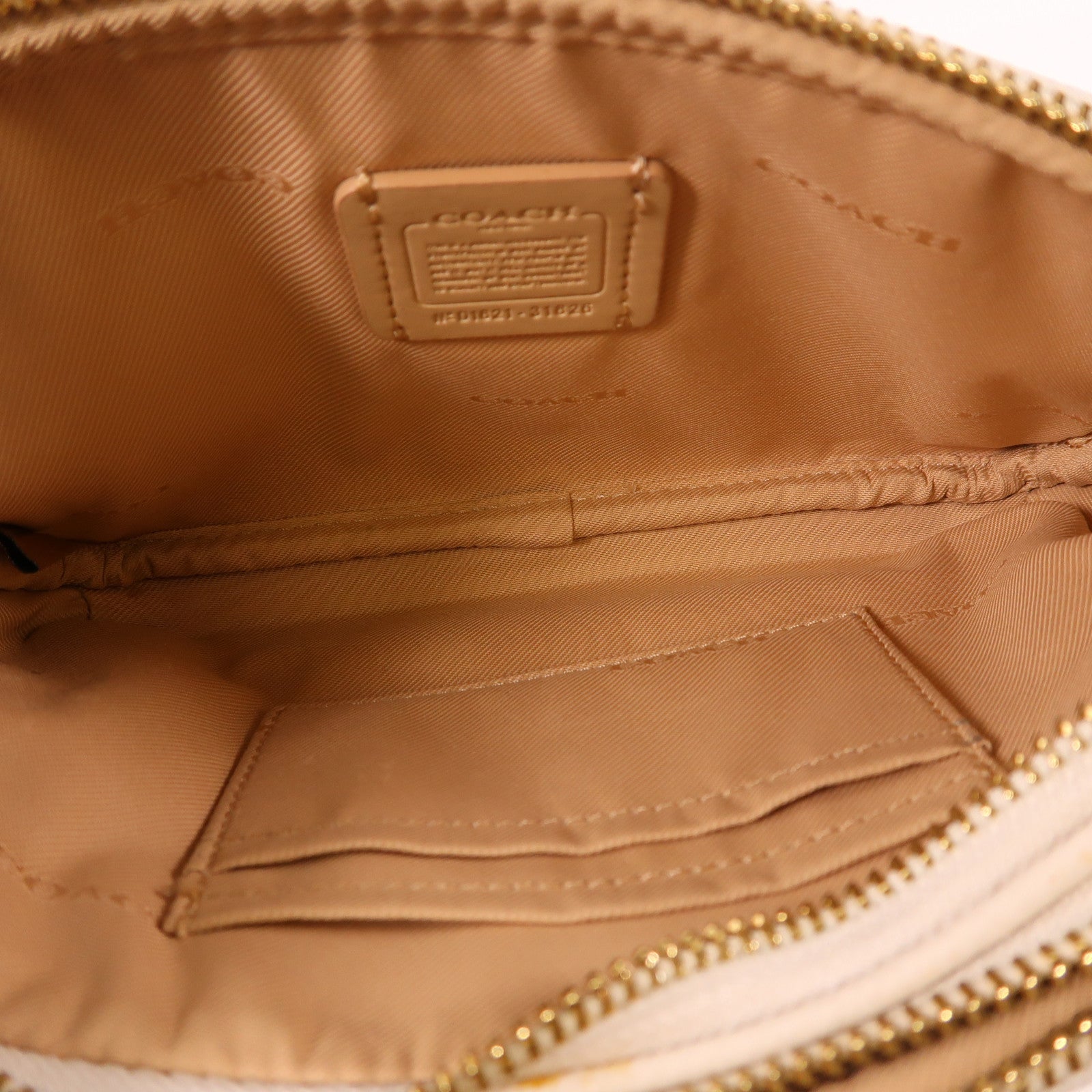 COACH 皮革Shoulder Bag金扣肩背袋